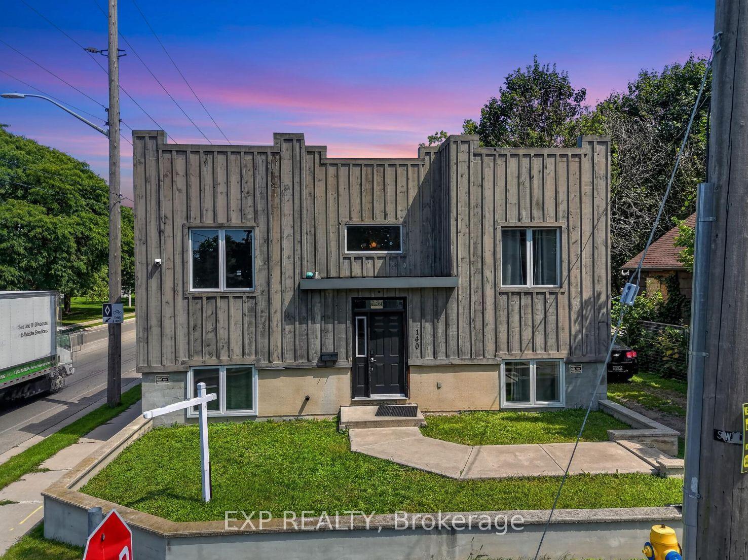 140 Boullee Street — photo 1