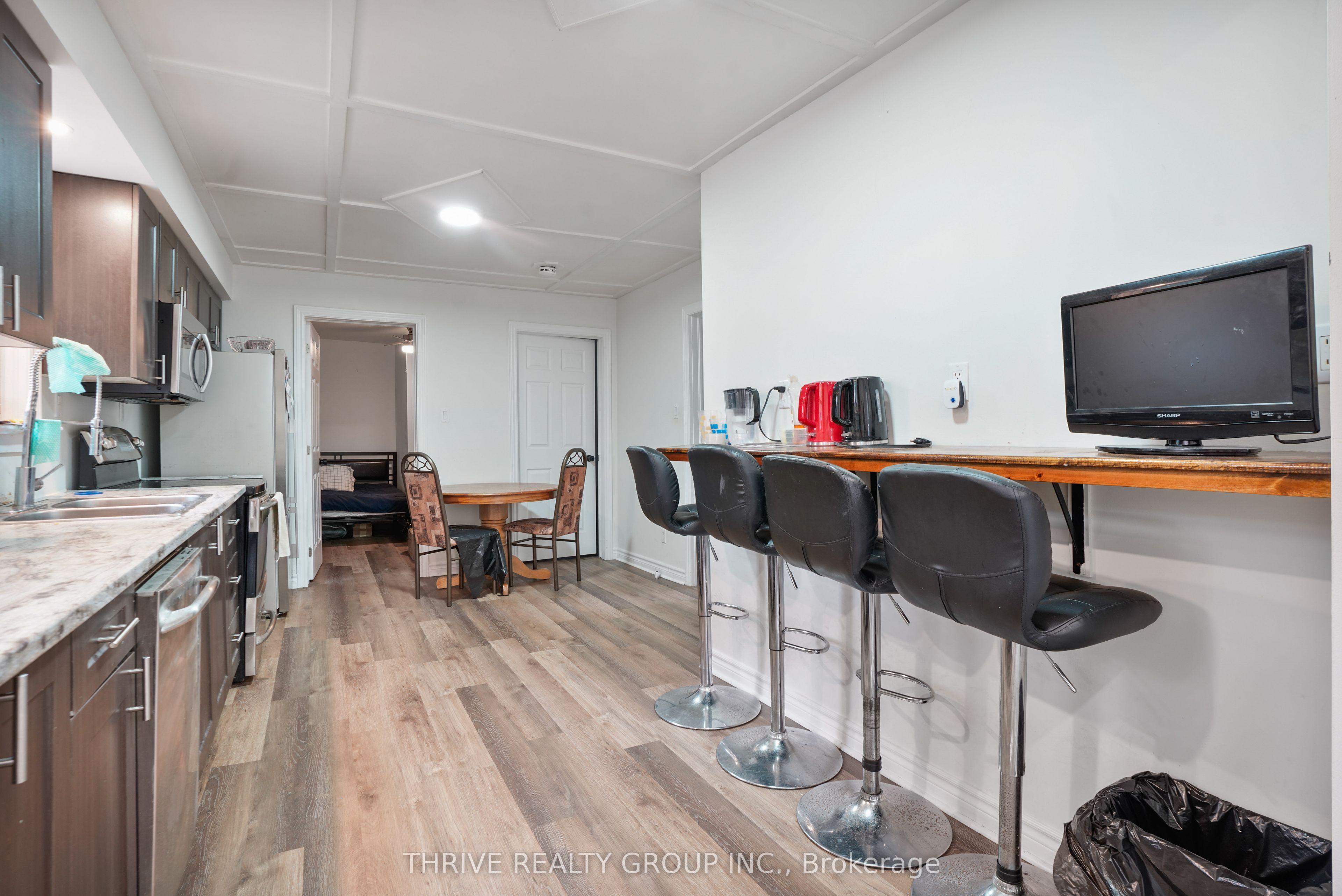 86 Wilson Avenue — photo 1
