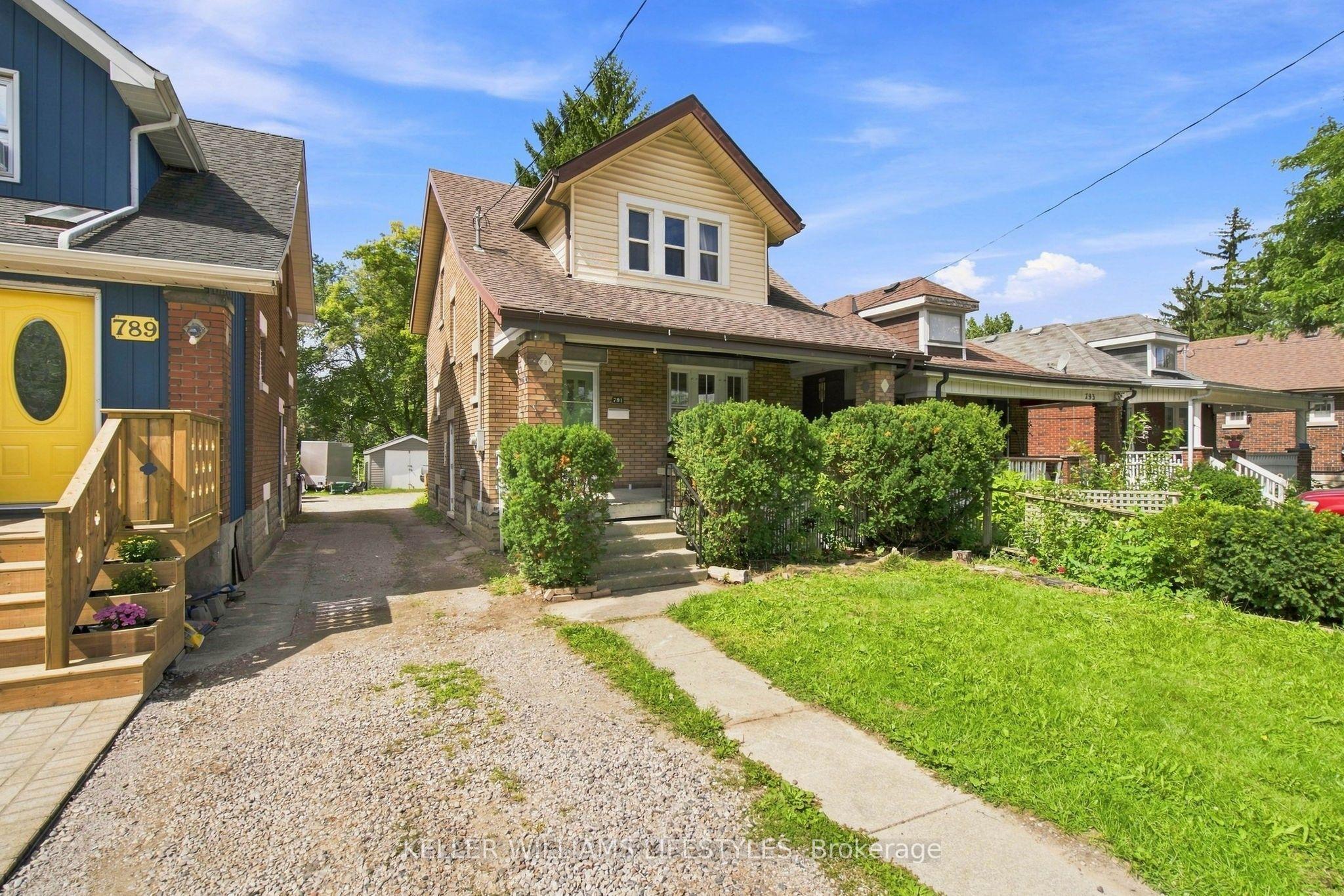 791 Quebec Street — photo 1