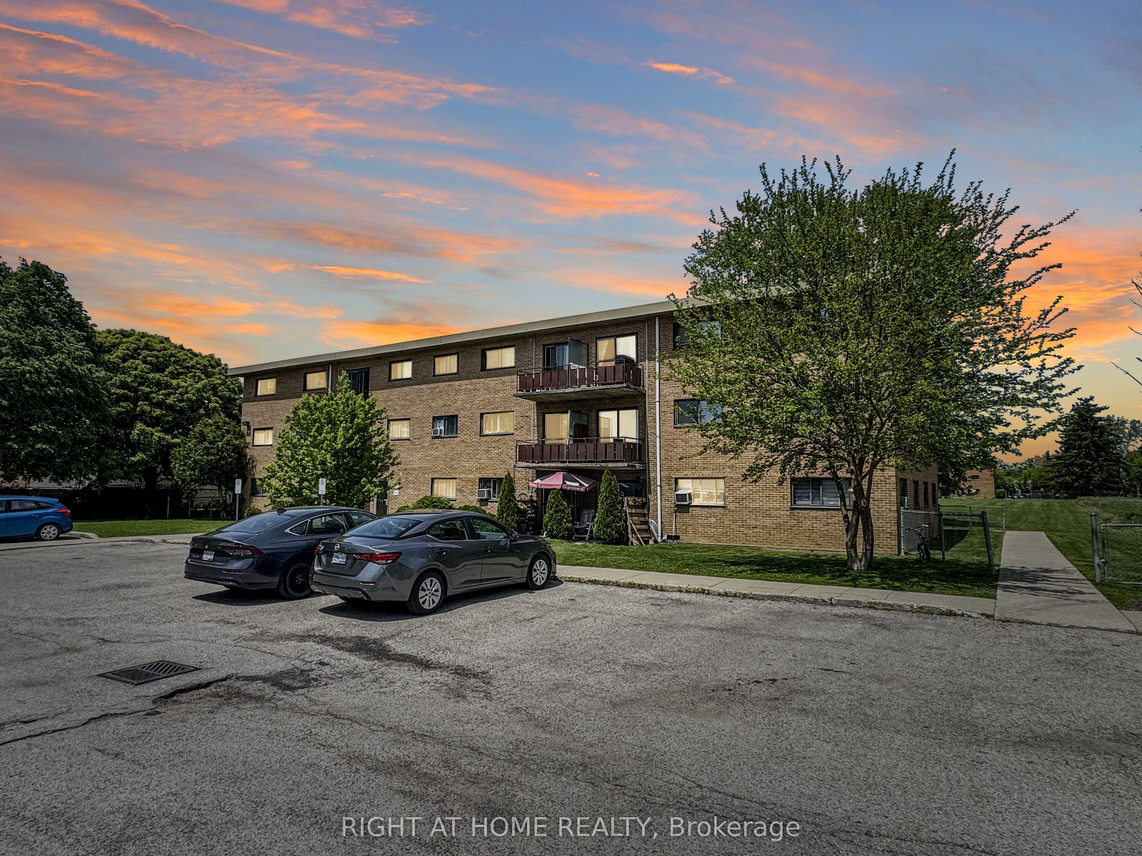 1830 Dumont Street, Unit 101 — photo 1