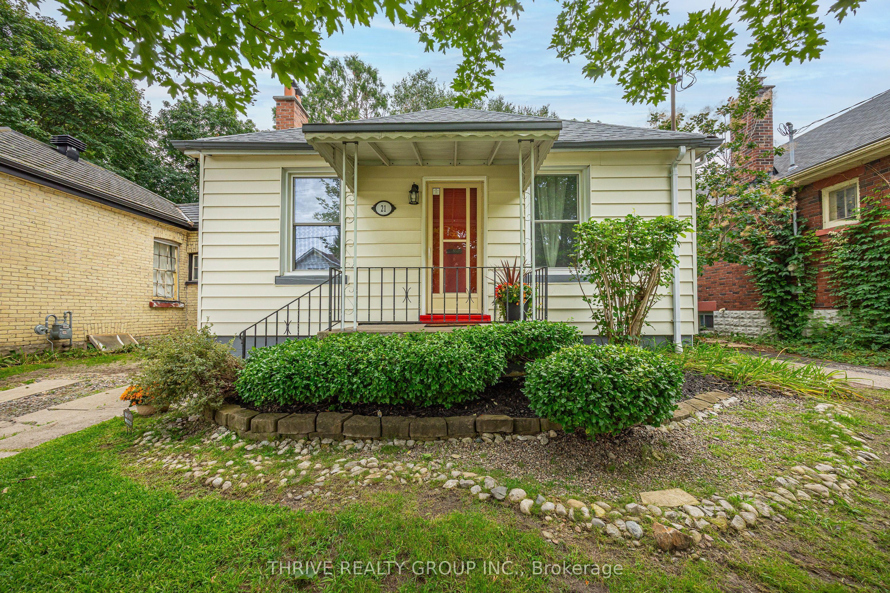 21 Wolseley Avenue — photo 1