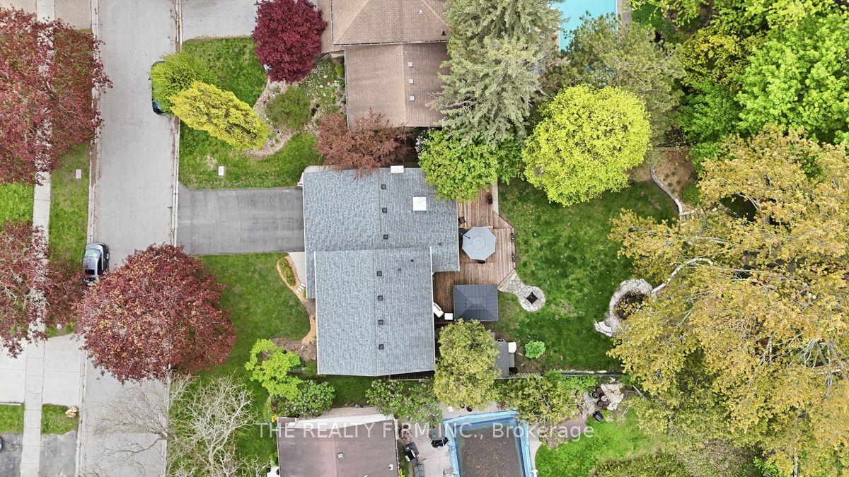18 Mctaggart Crescent — photo 1