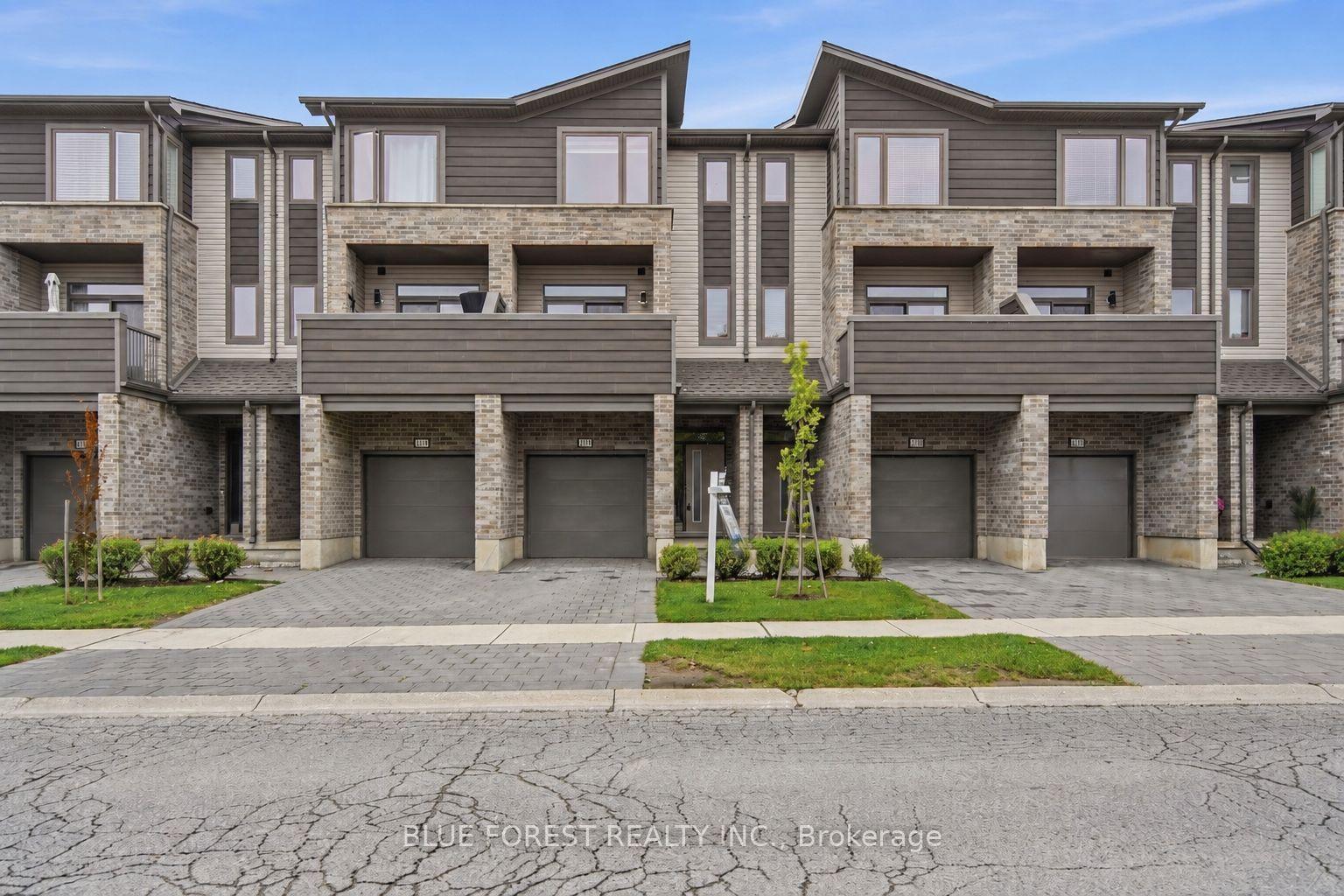 2112 Meadowgate Boulevard — photo 1