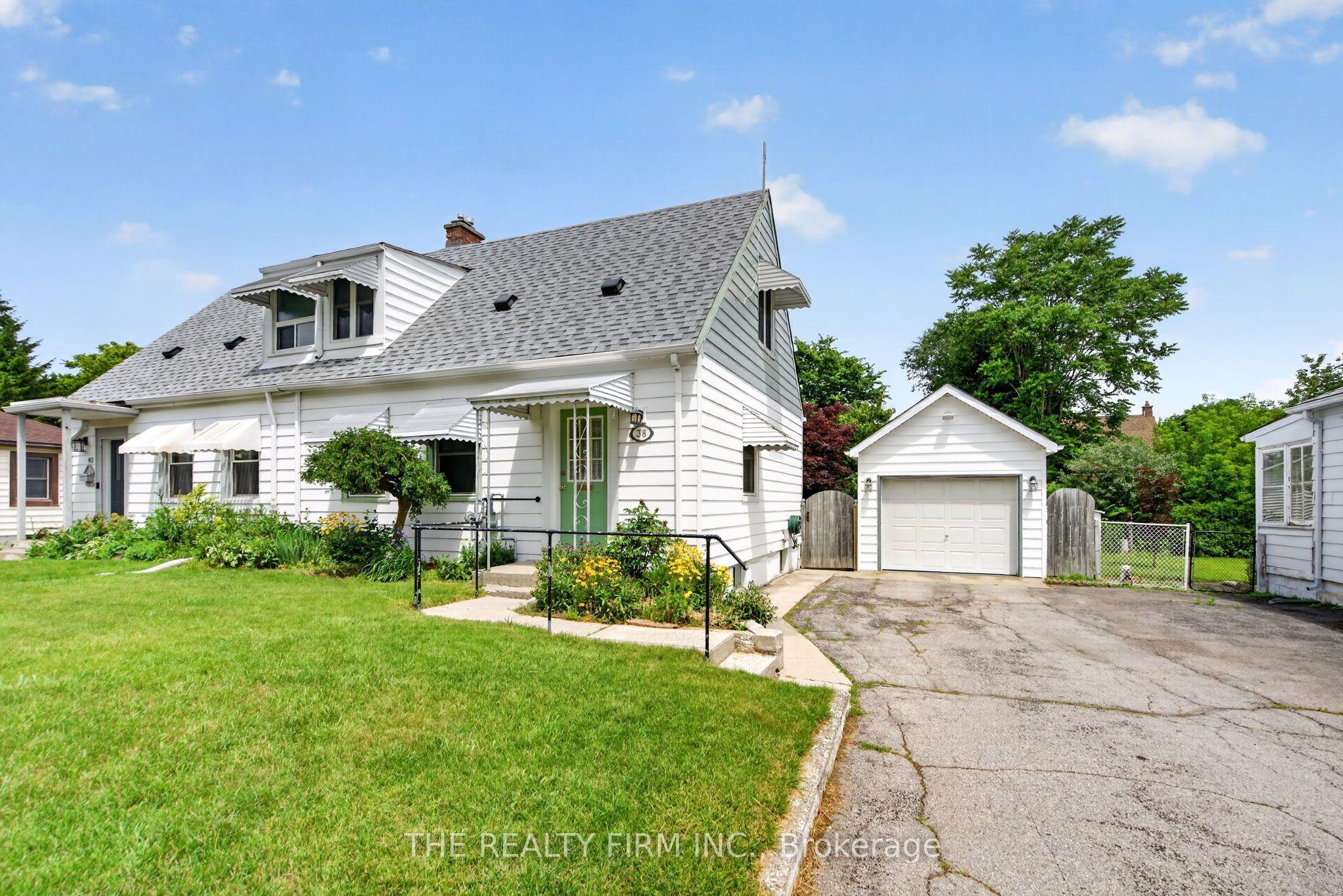 38 Elliott Street — photo 1