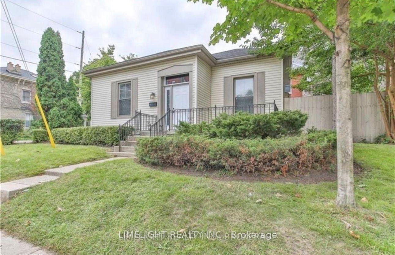 615 Talbot Street — photo 1