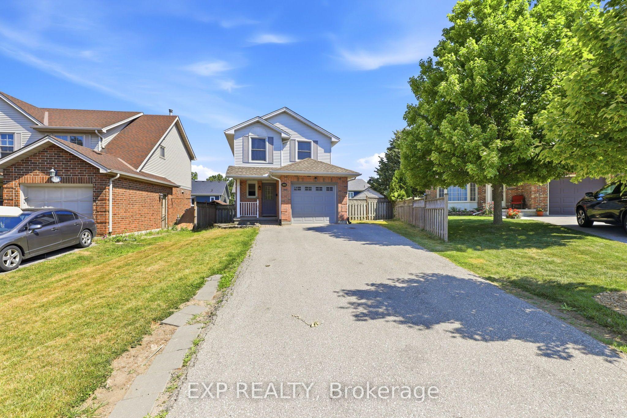 111 Gerald Crescent — photo 1