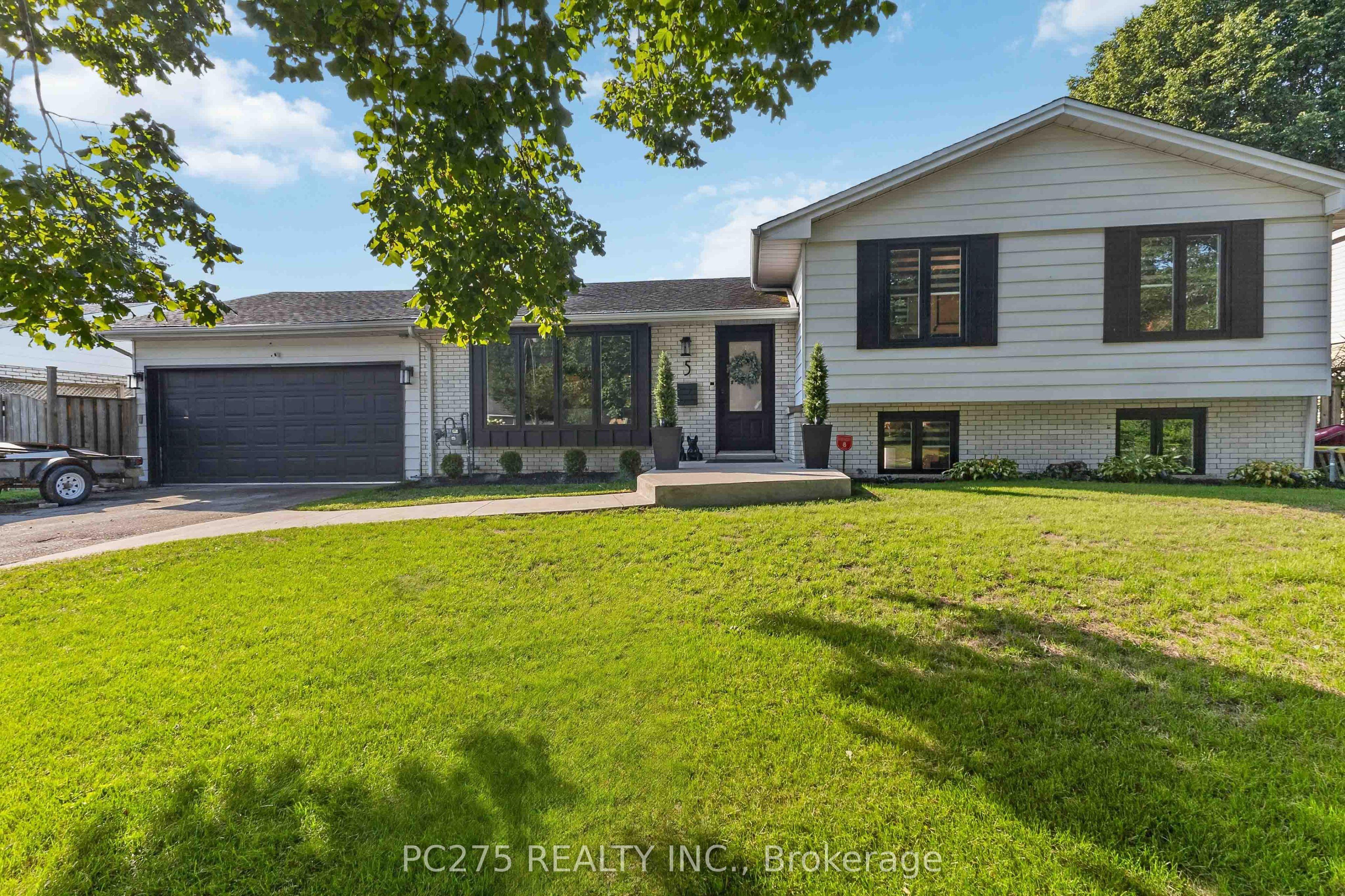 5 Field Road — photo 1