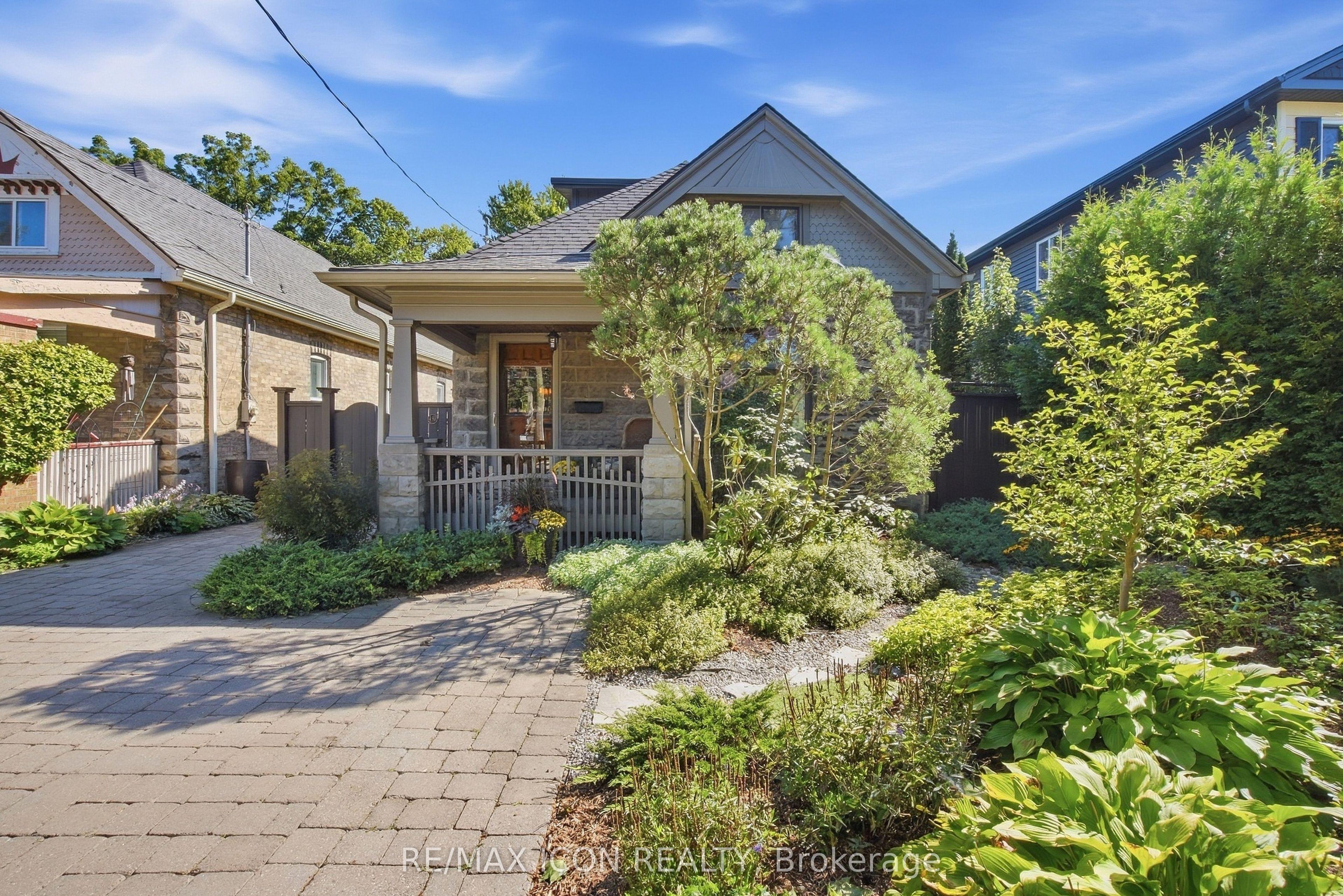 437 Emery Street E — photo 1