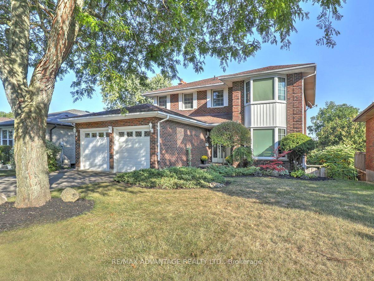 264 Suffolk Place — photo 1