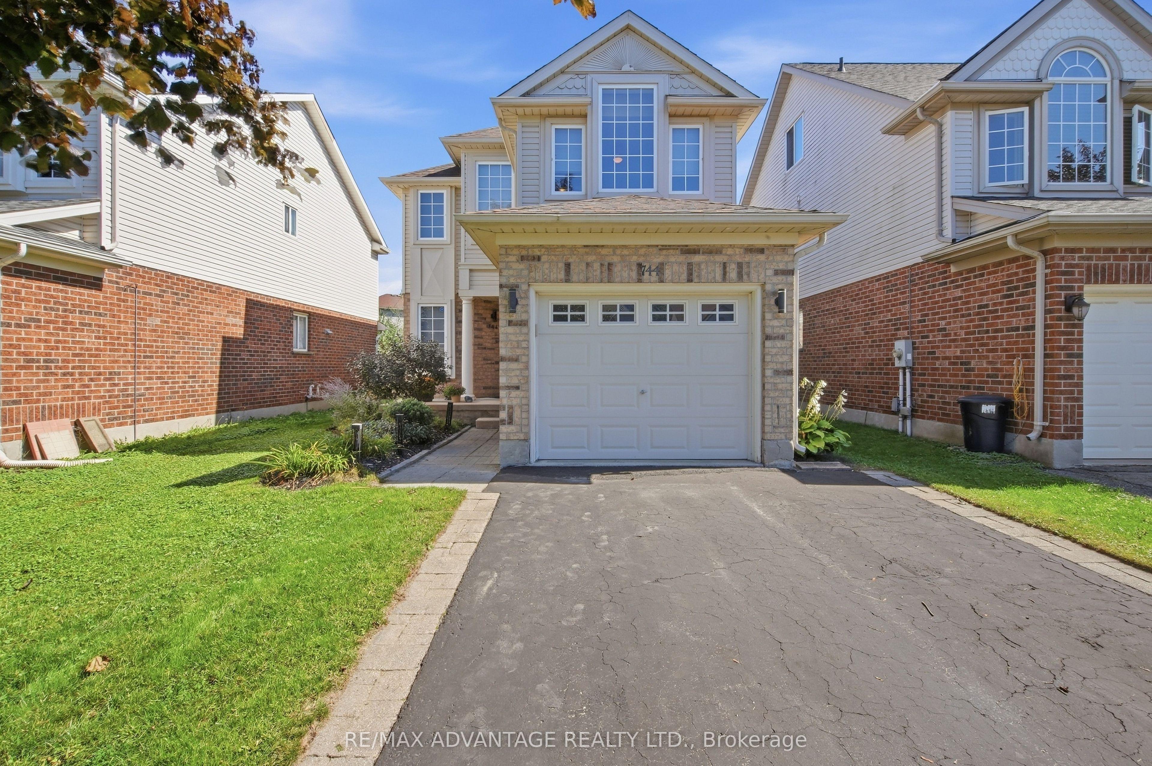 744 Blacksmith Street — photo 1