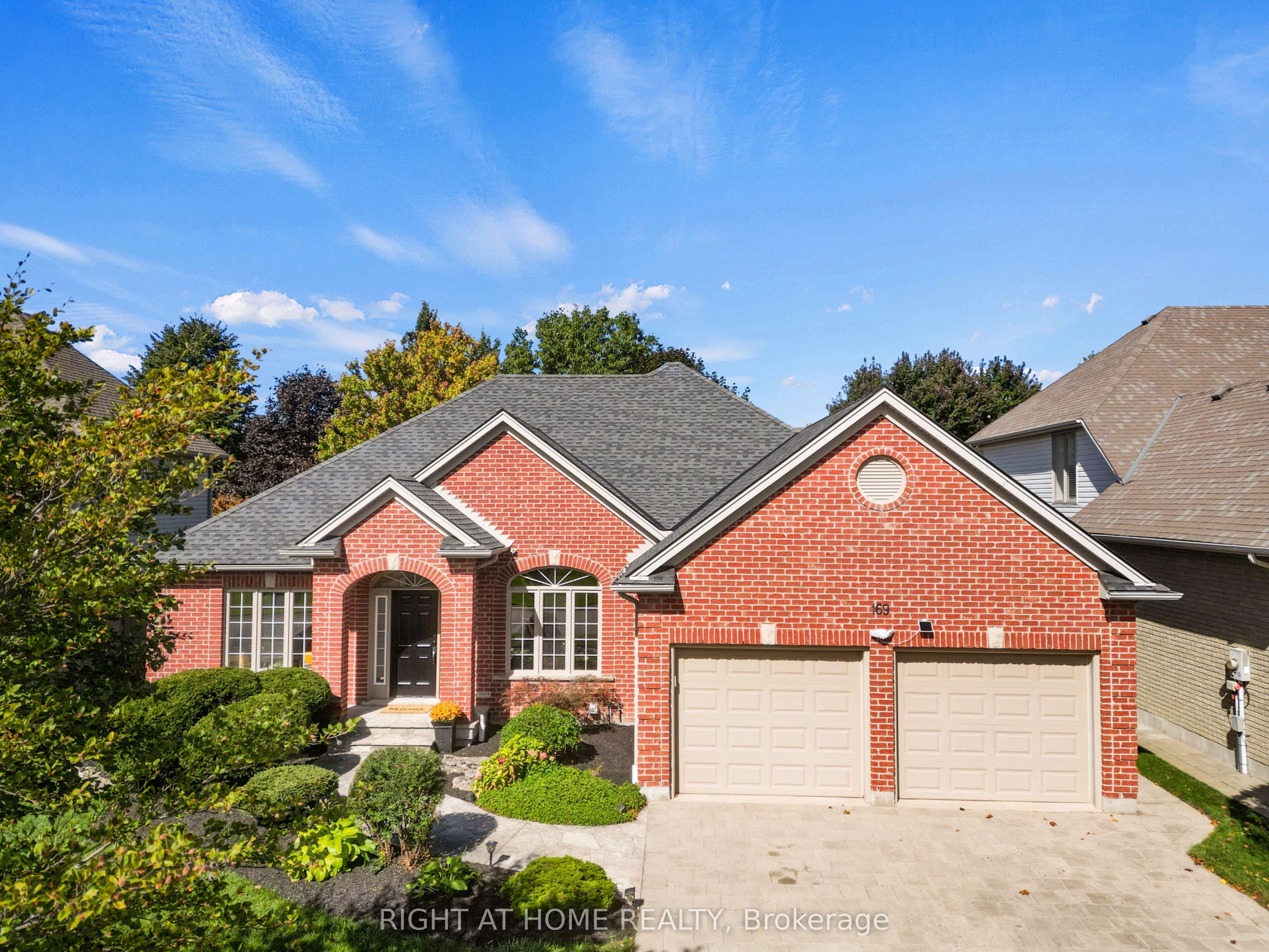 169 West Rivertrace Walk — photo 1