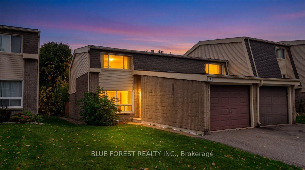 1460 Limberlost Road, Unit 9 — photo 1