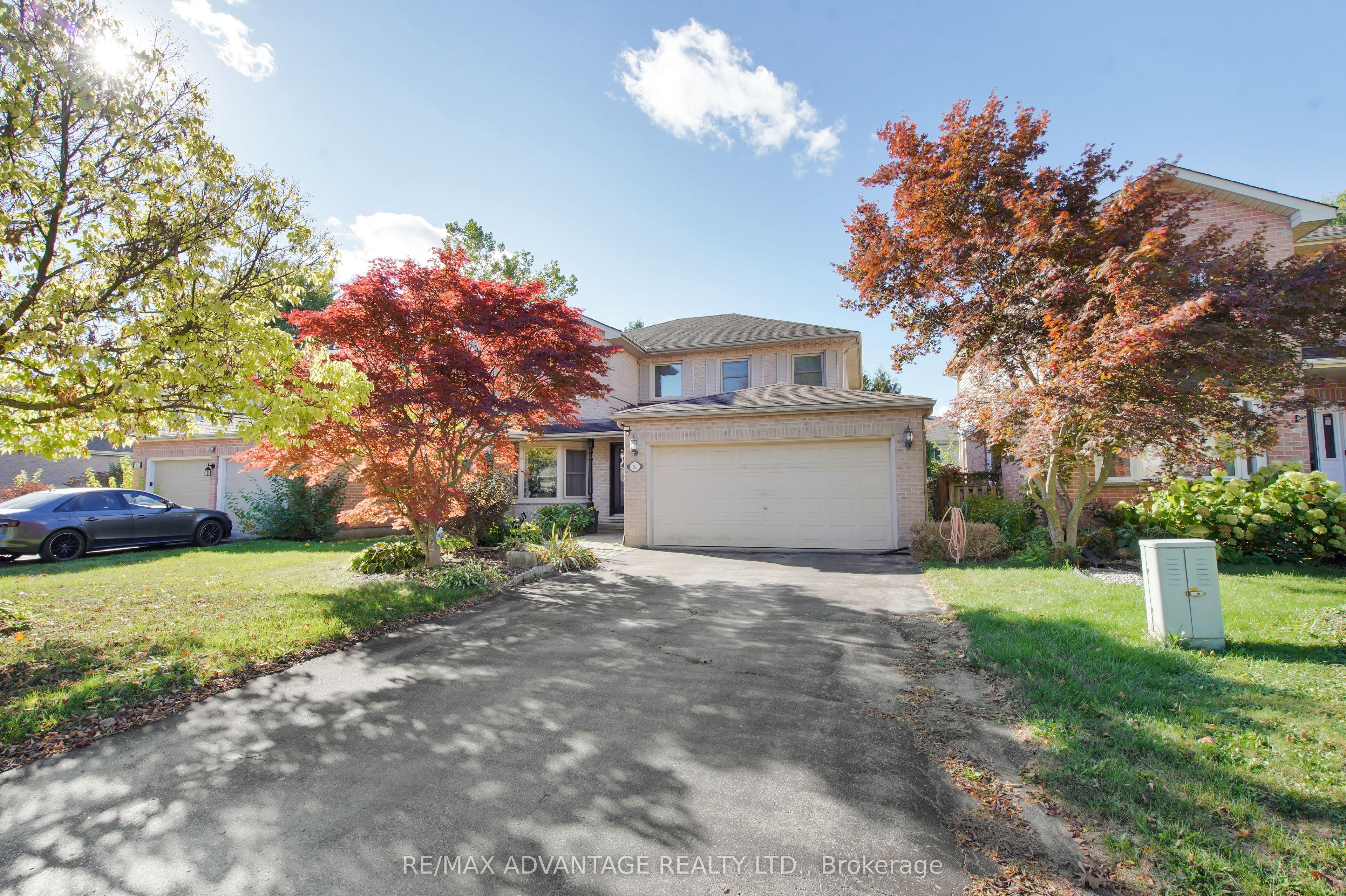 51 Laurel Crescent — photo 1