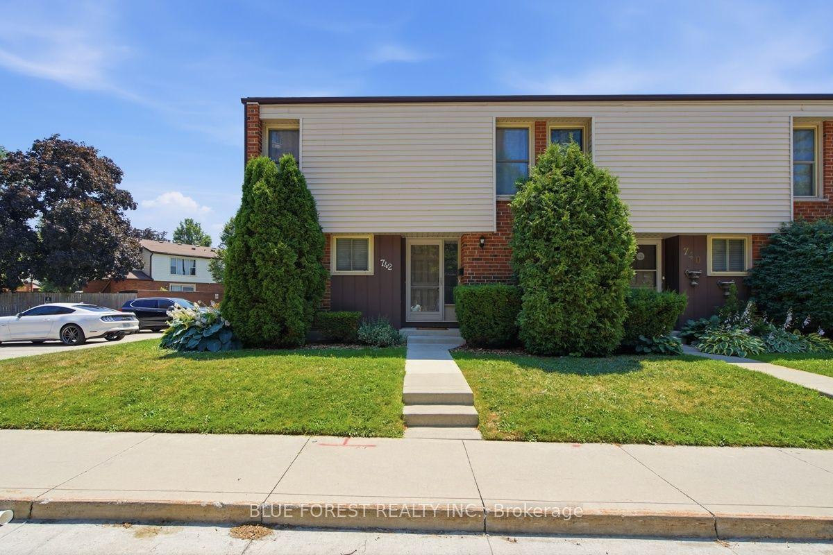 742 Fanshawe Park Road E, Unit 41 — photo 1