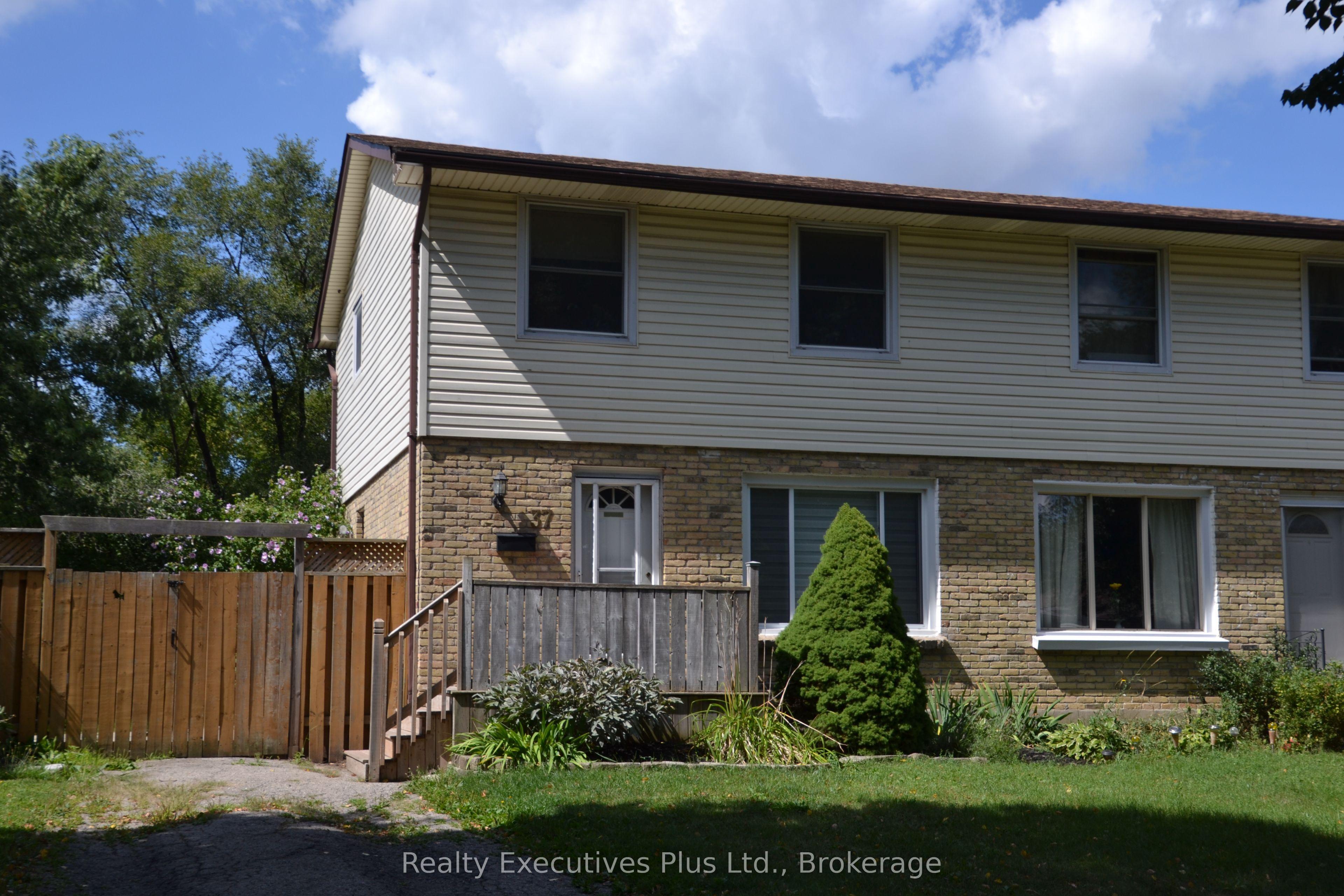 37 Kintail Crescent — photo 1