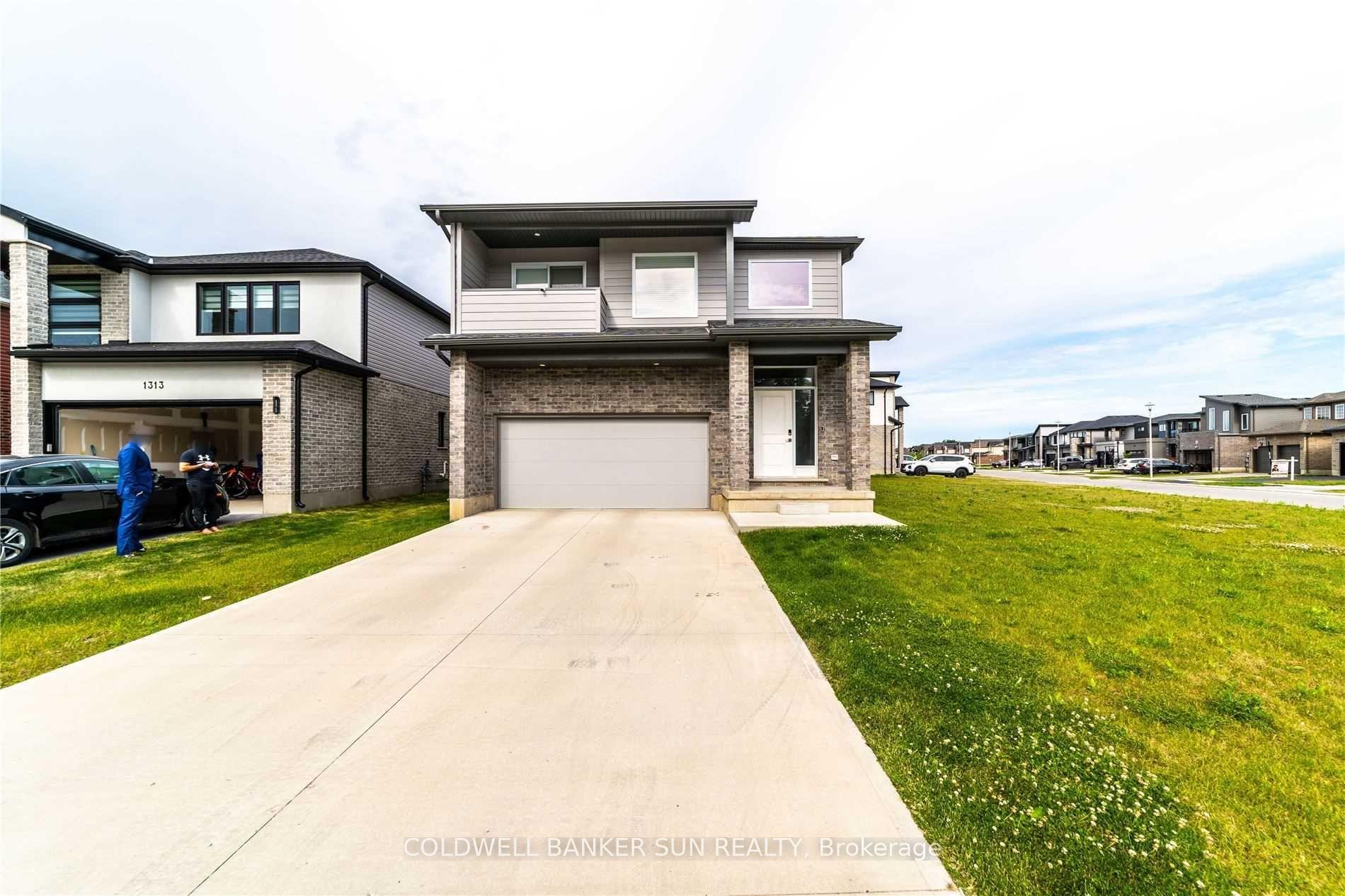 1301 Sandbar Street — photo 1
