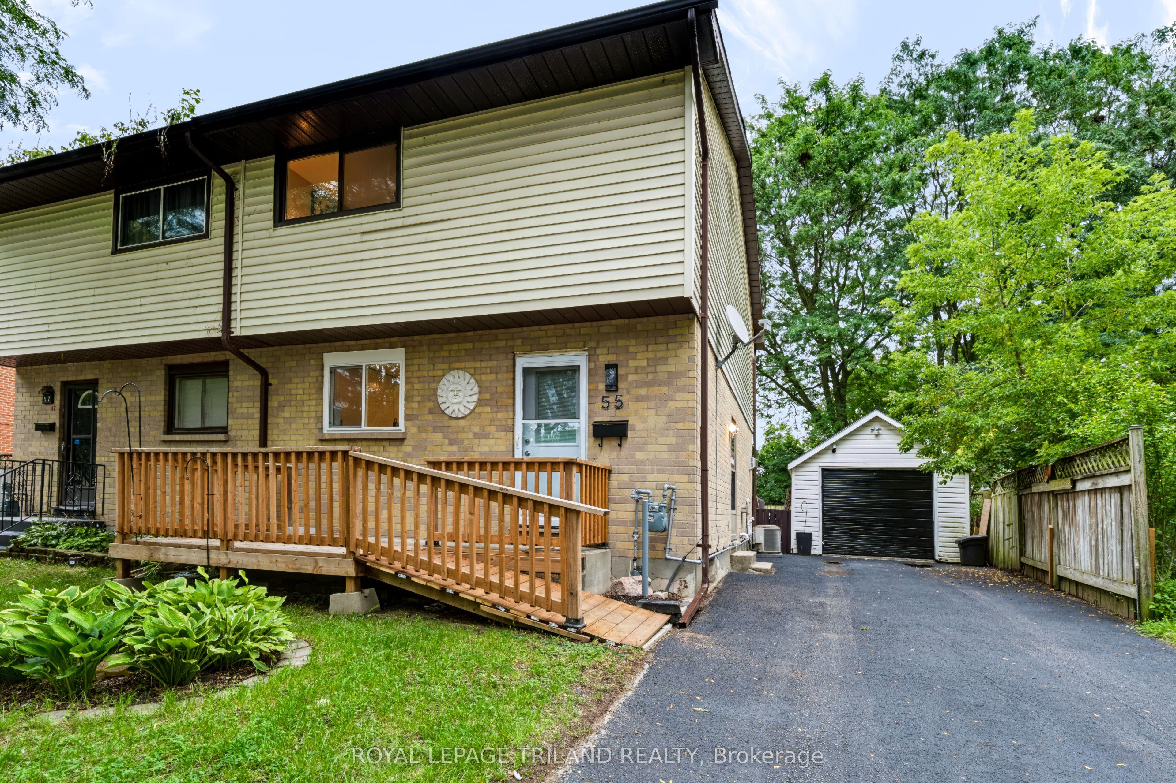 55 Mohegan Crescent — photo 1