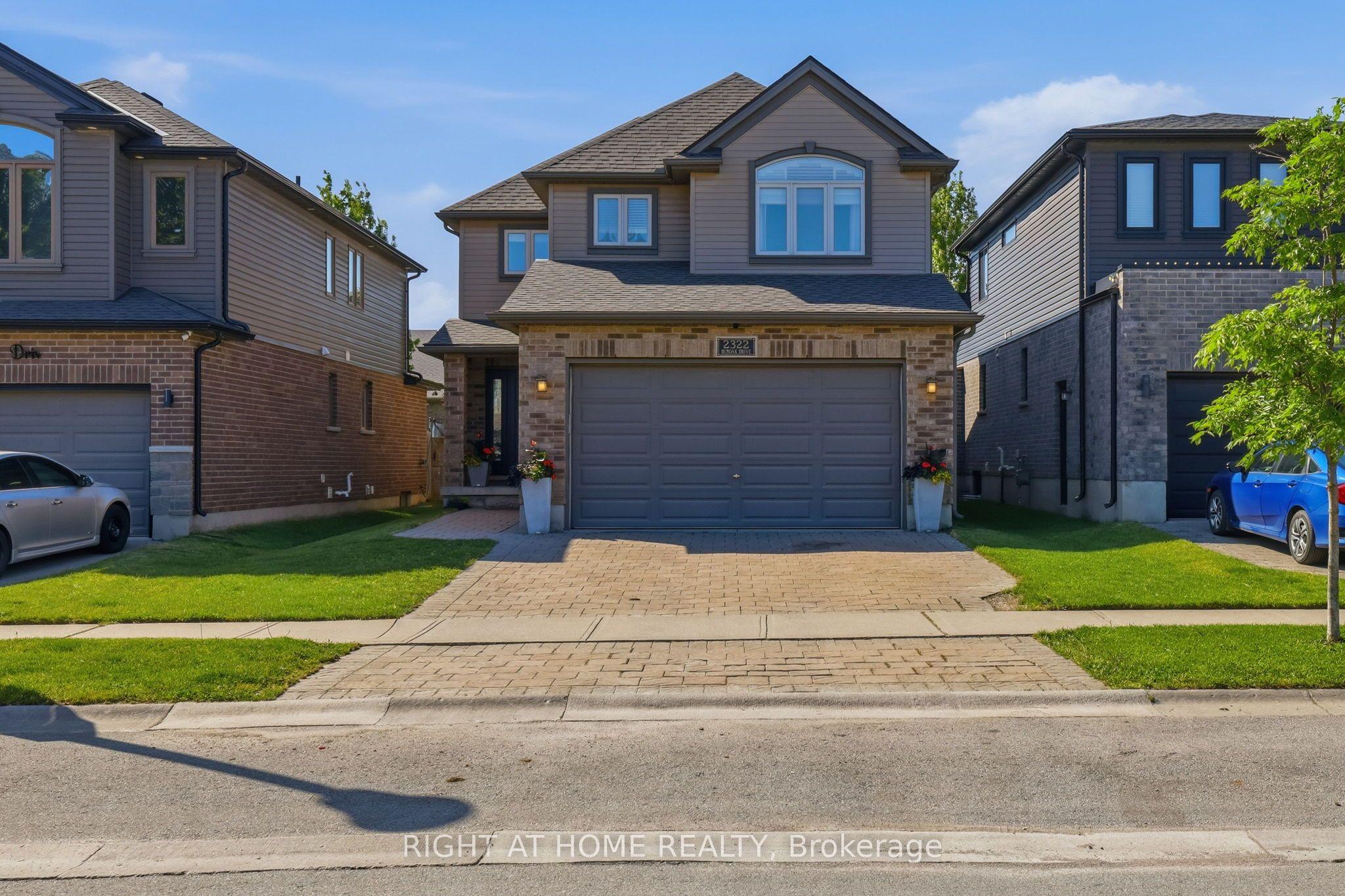 2322 Buroak Drive — photo 1