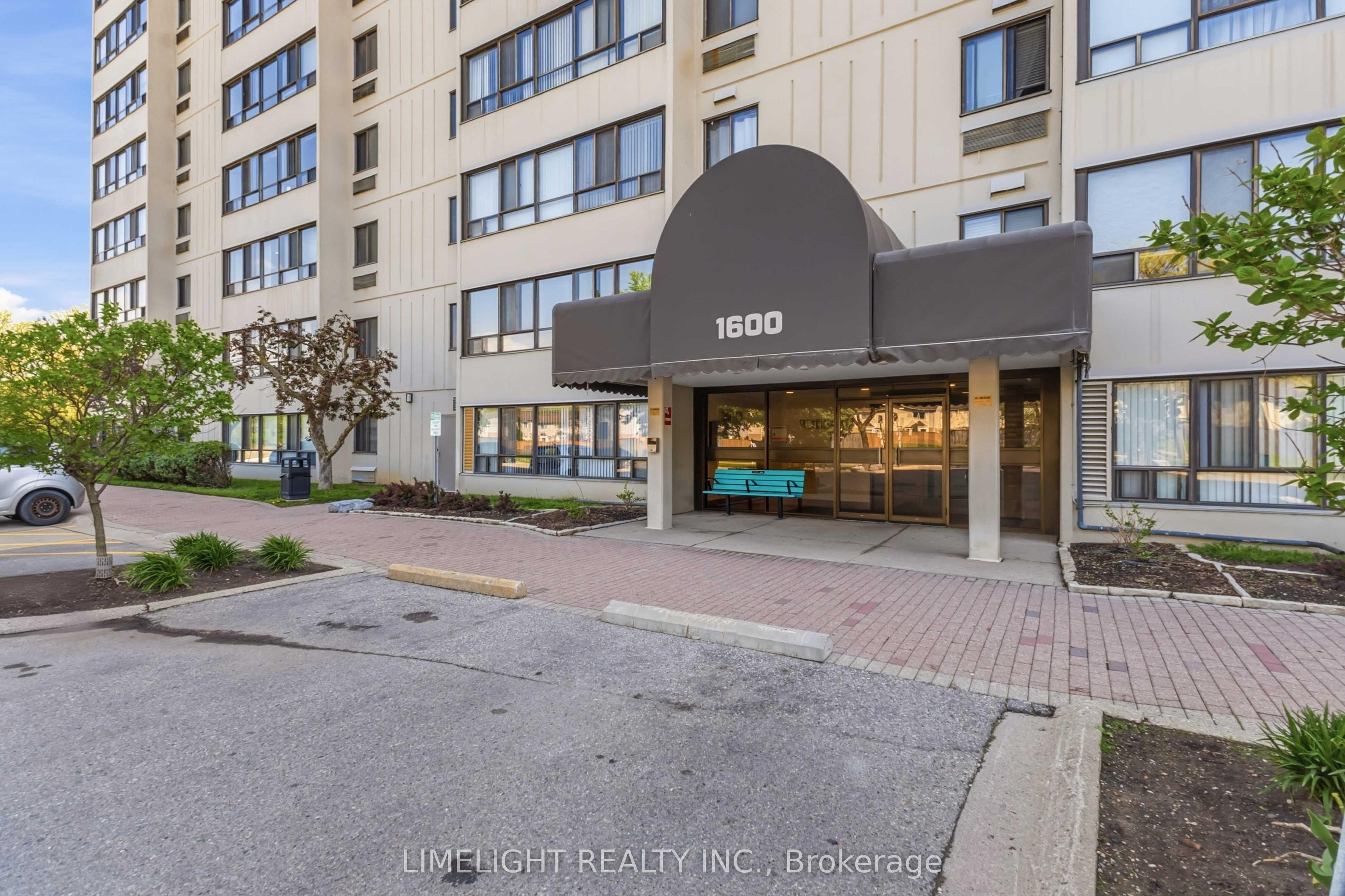 1600 Adelaide Street N, Unit 210 — photo 1