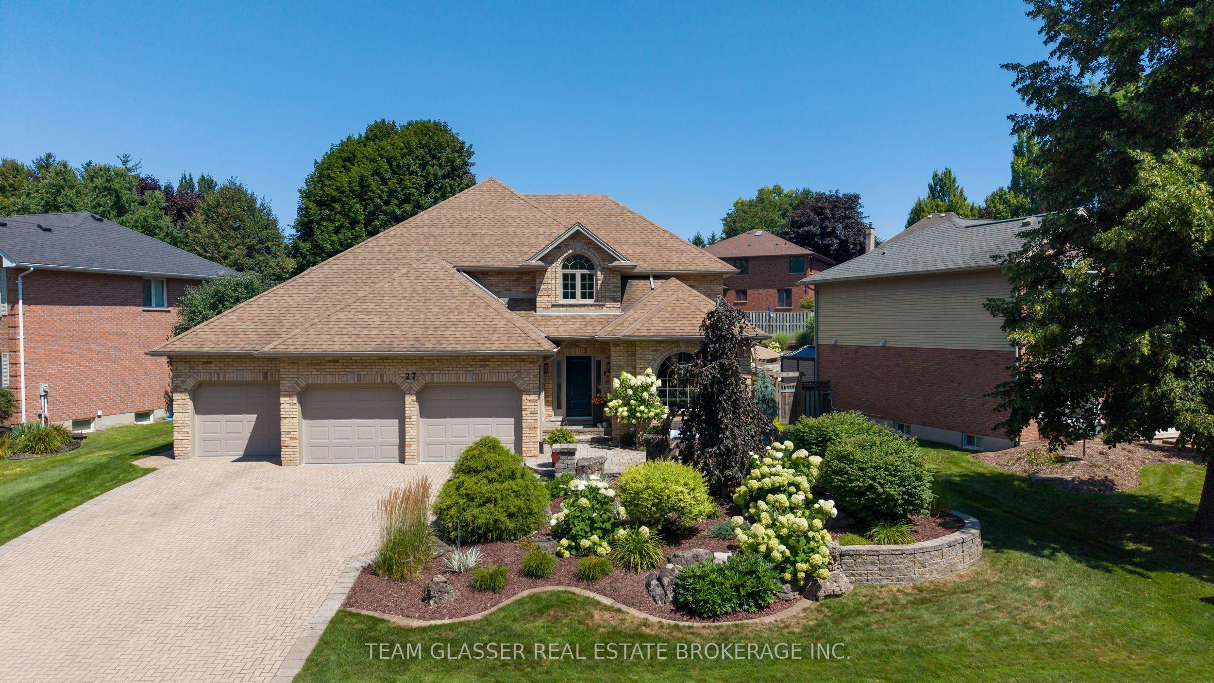 27 Chestnut Hill — photo 1
