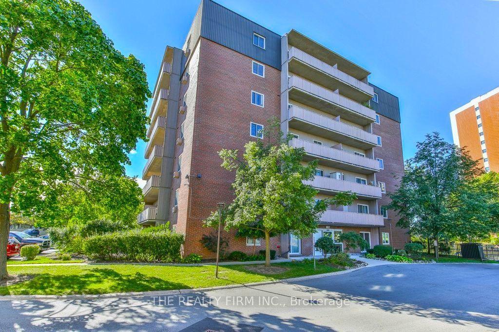 1106 Jalna Boulevard, Unit 102 — photo 1