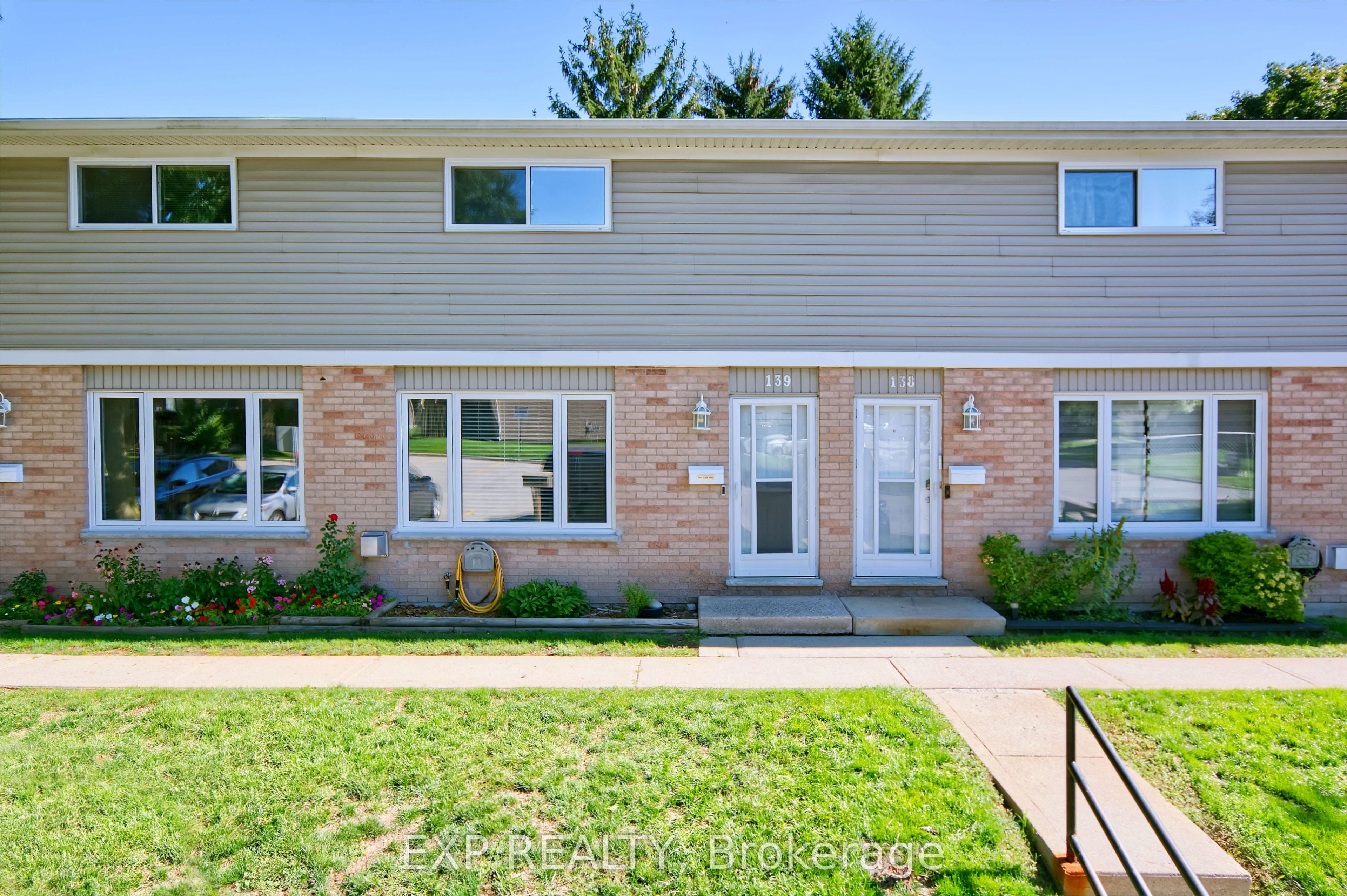 320 Westminster Avenue, Unit 139 — photo 1