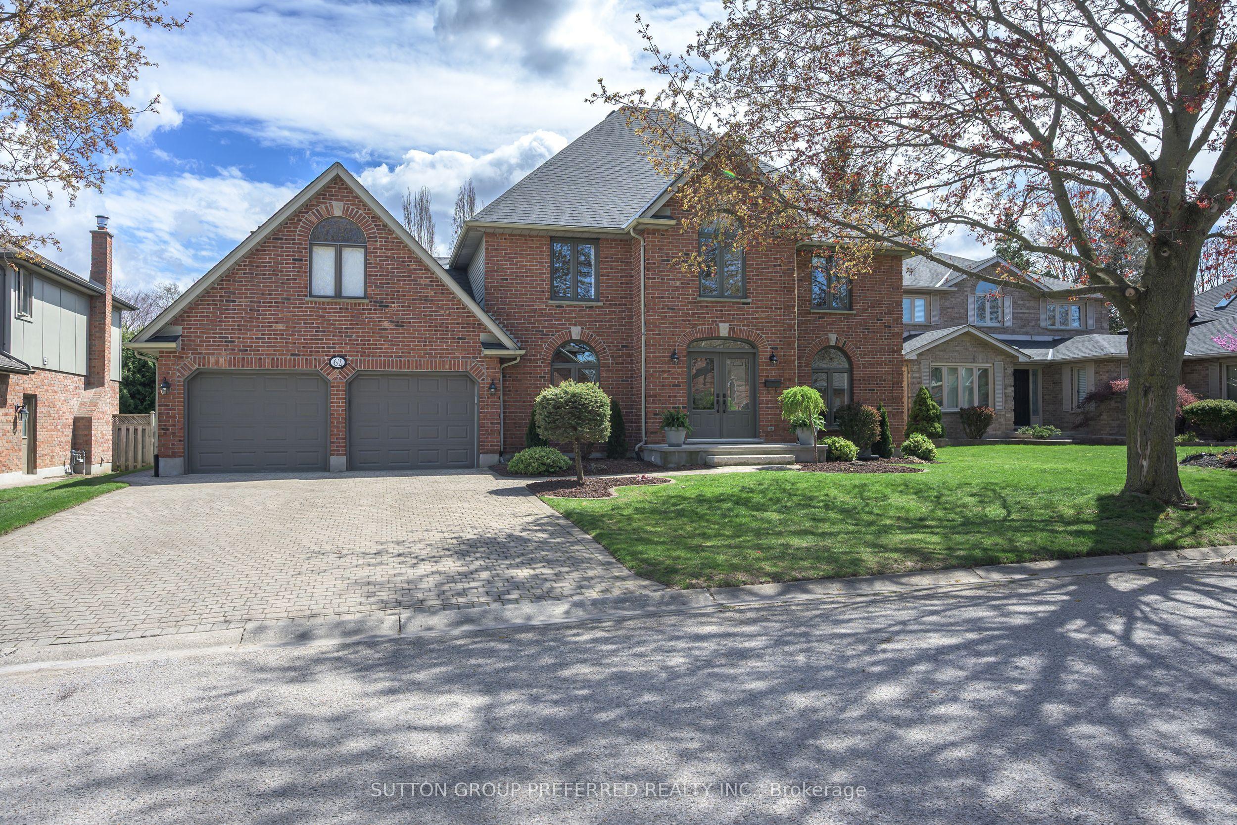 62 Carriage Hill Drive — photo 1