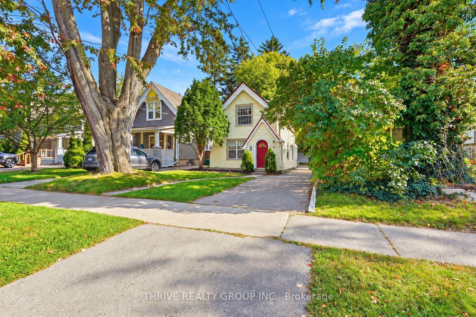 966 Colborne Street — photo 1