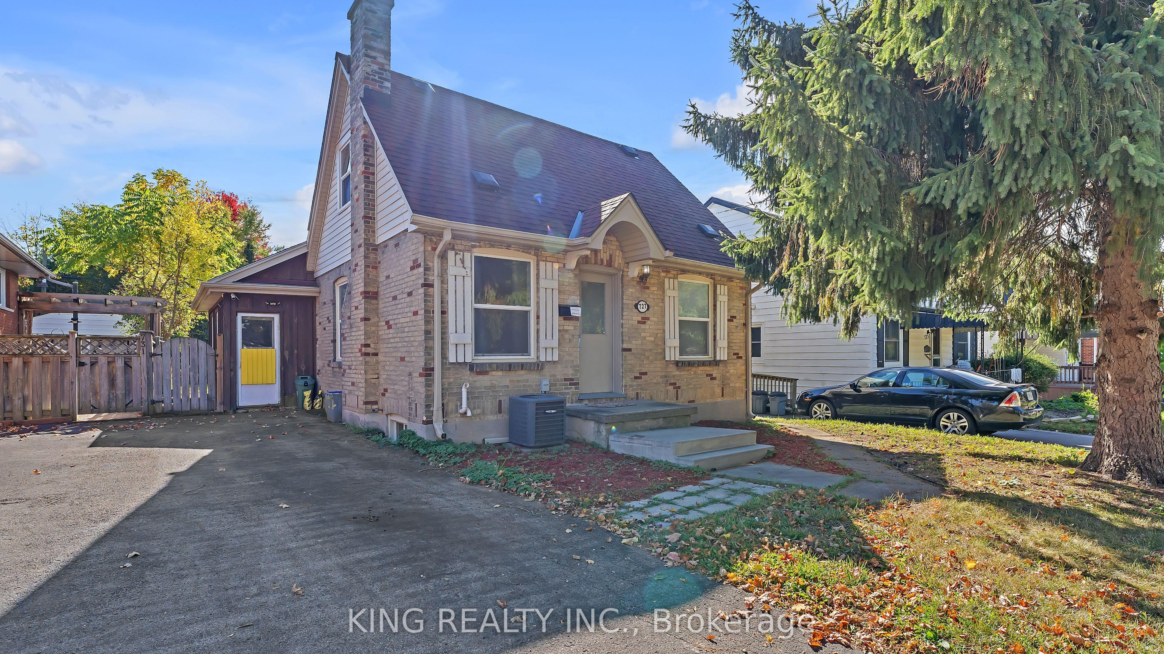 727 Whetter Avenue — photo 1