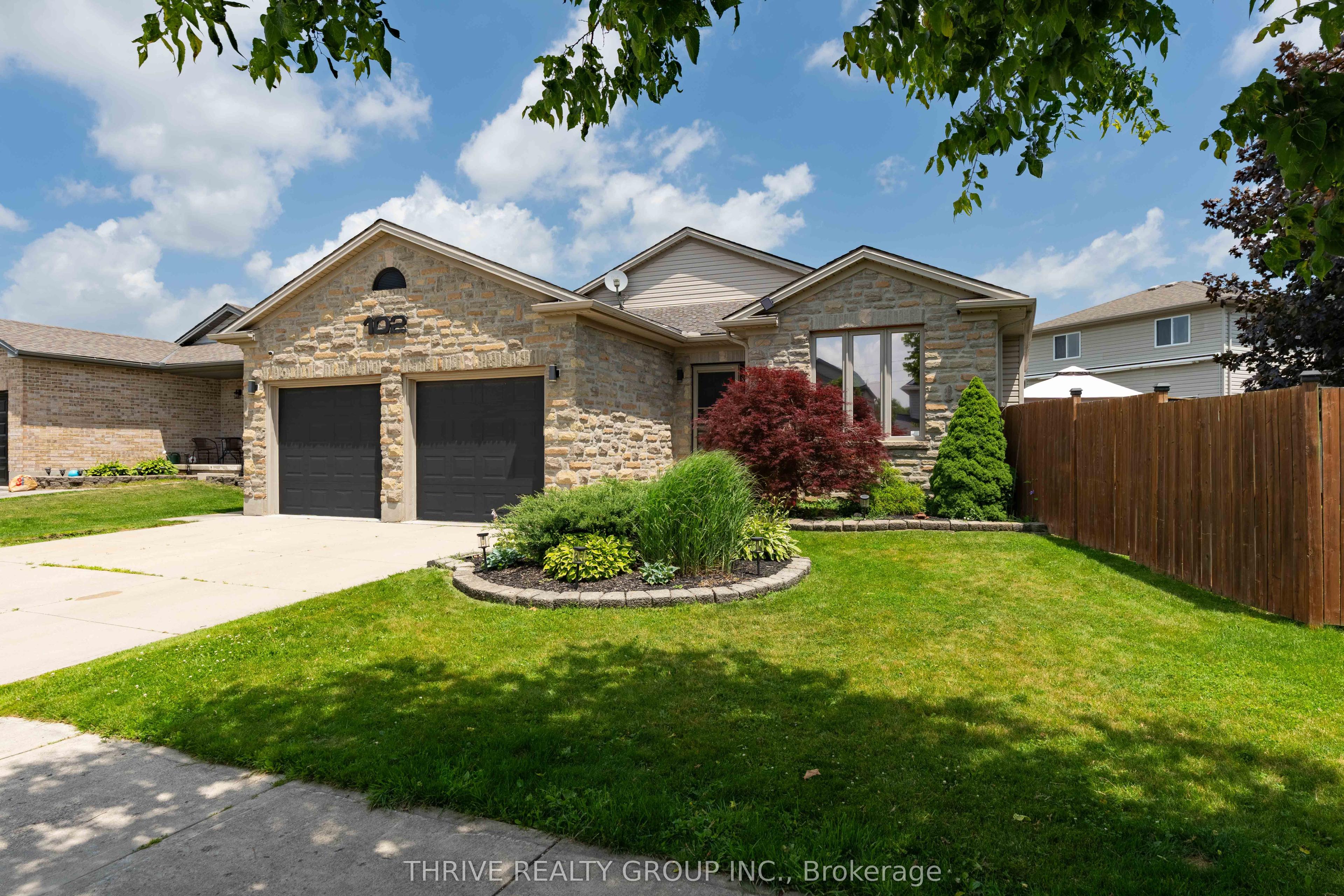 102 LOGGERS Grove — photo 1