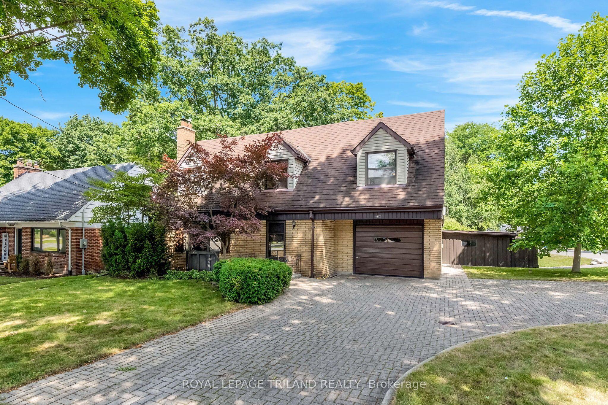 463 Riverside Drive — photo 1