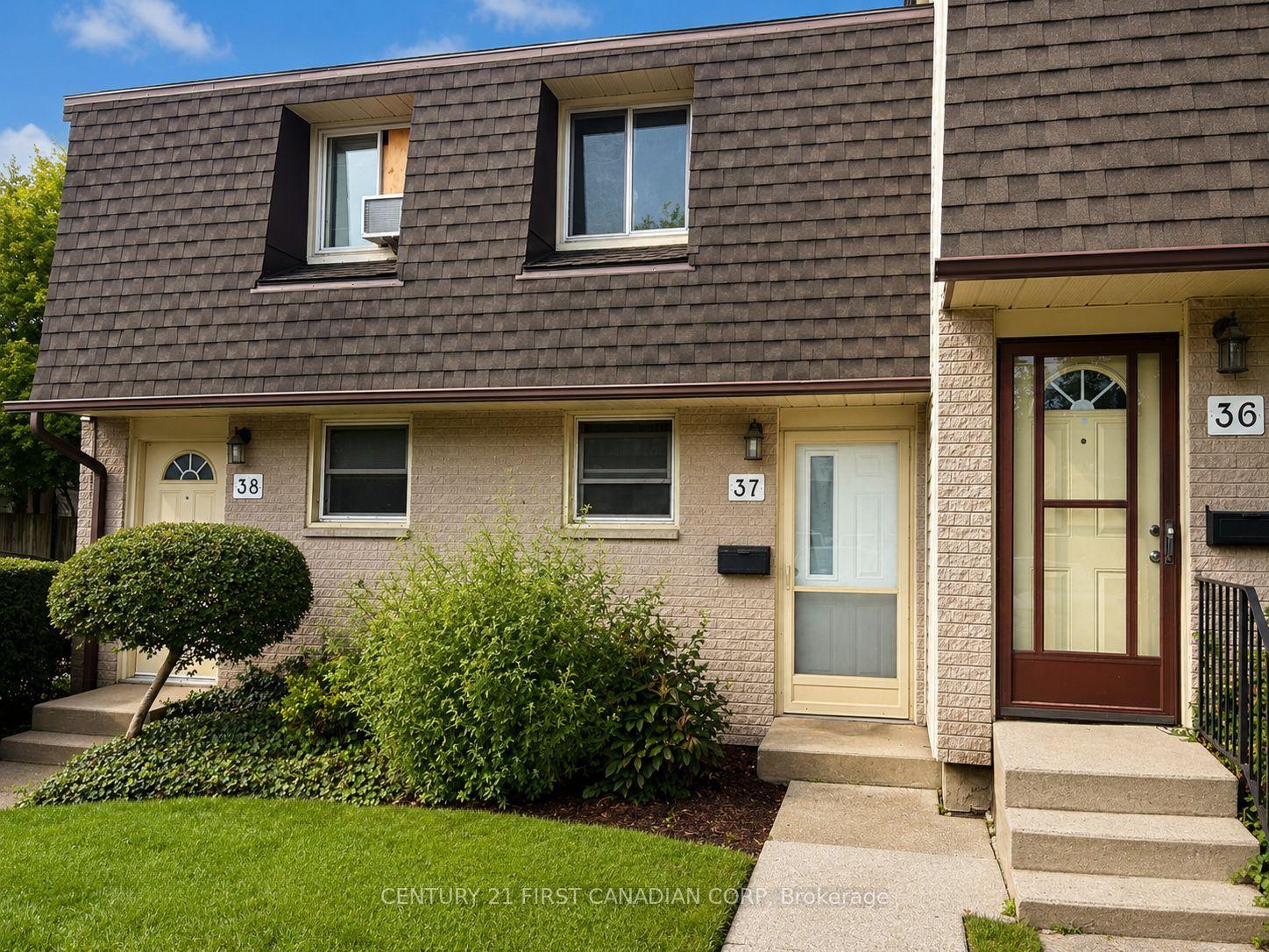 1919 Trafalgar Street, Unit 37 — photo 1