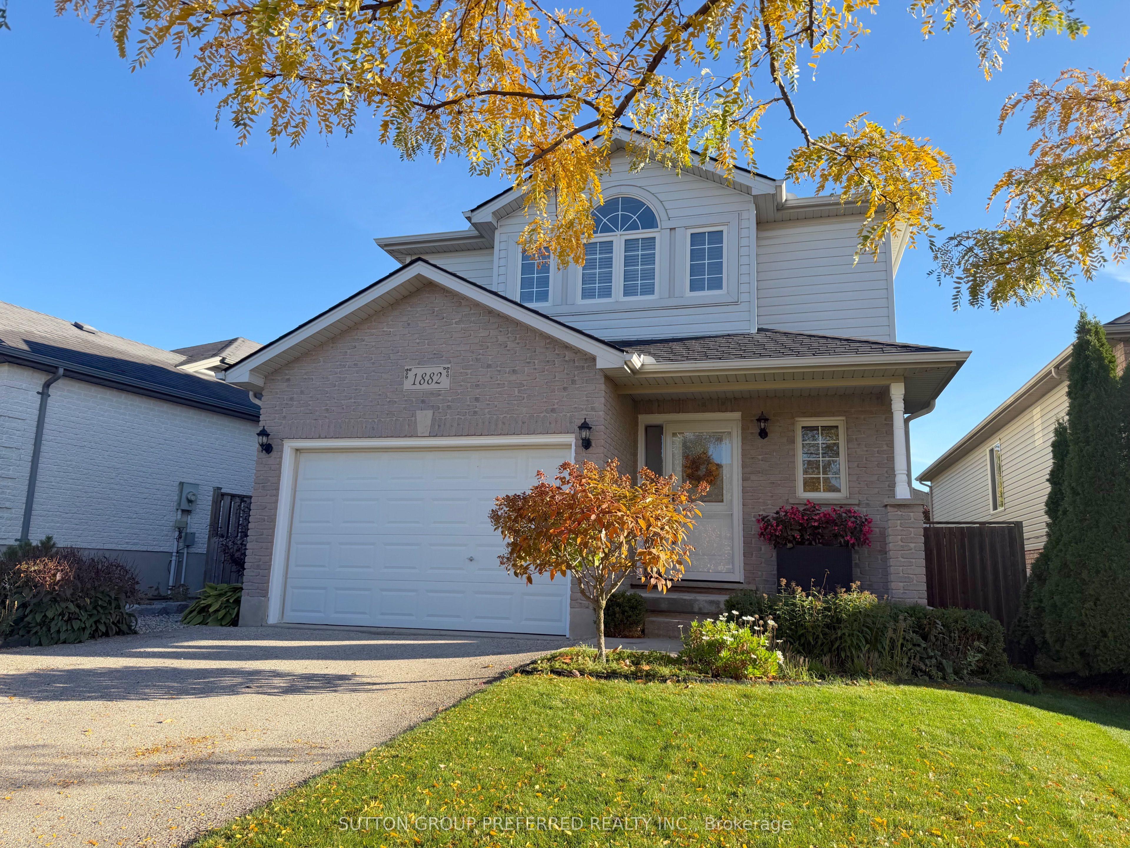 1882 Father Dalton Avenue — photo 1