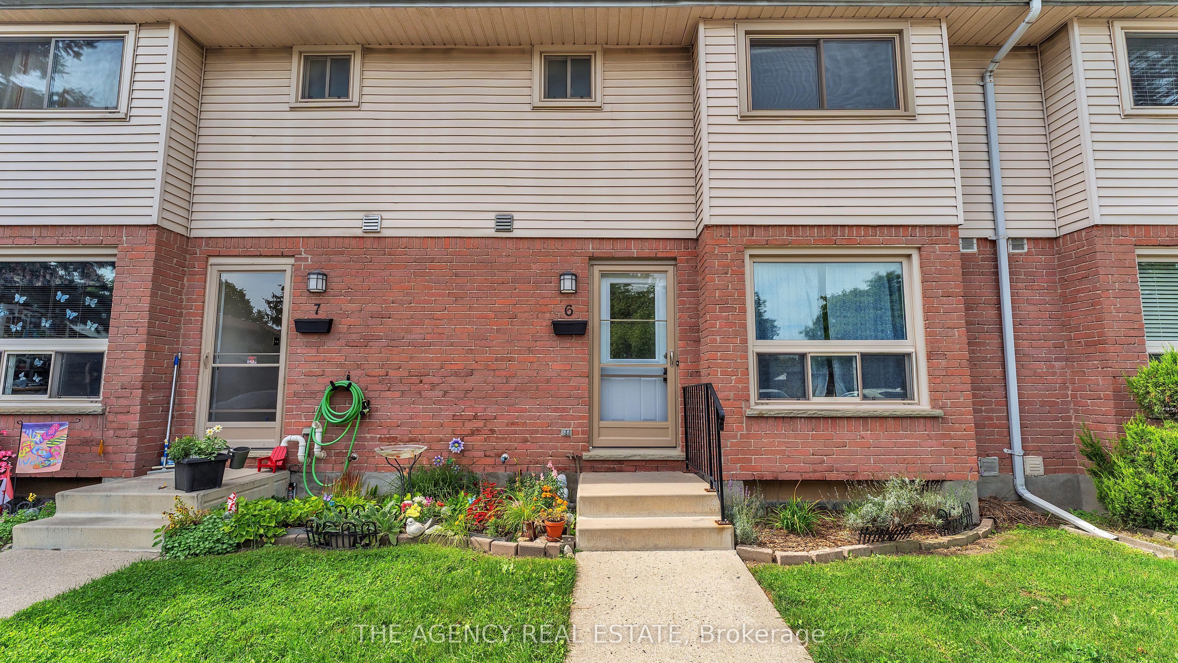 75 Ansondale Road, Unit 6 — photo 1