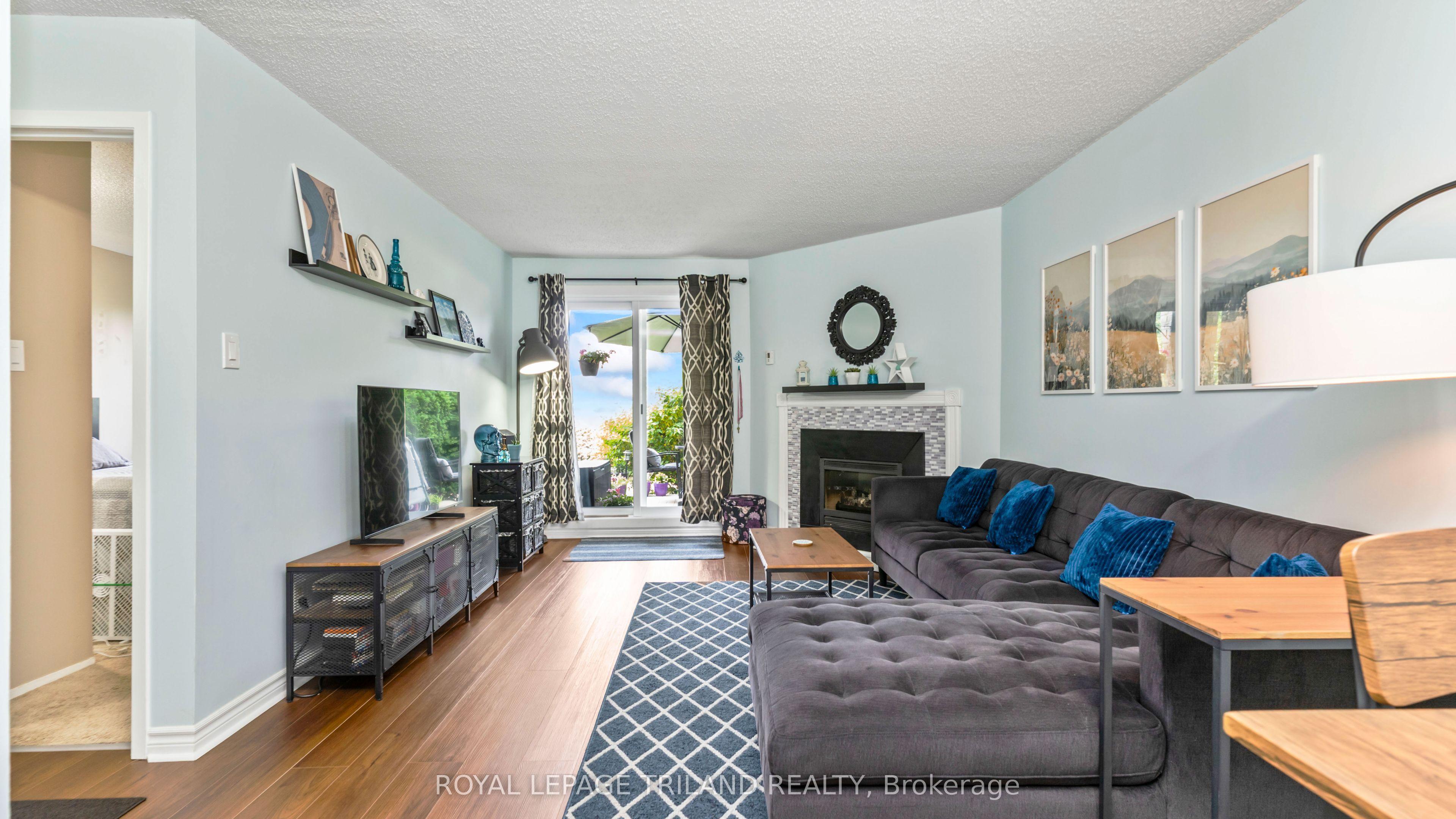 735 DEVERON Crescent, Unit 116 — photo 1