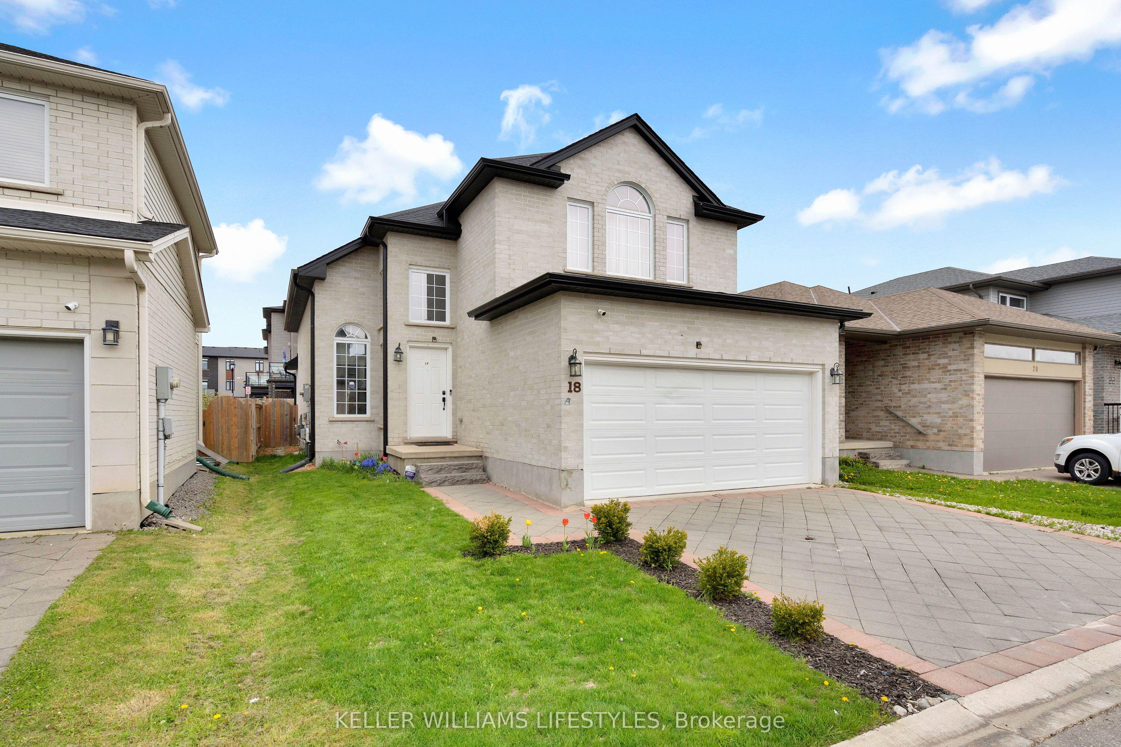 3270 Singleton Avenue, Unit 18 — photo 1
