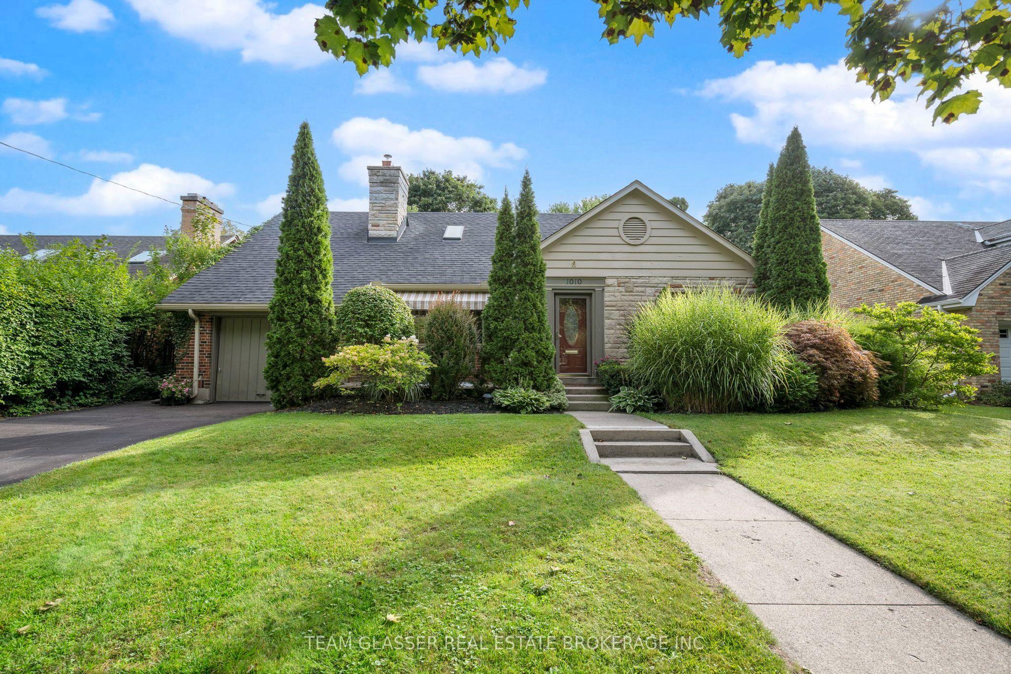 1010 HARRISON Avenue — photo 1