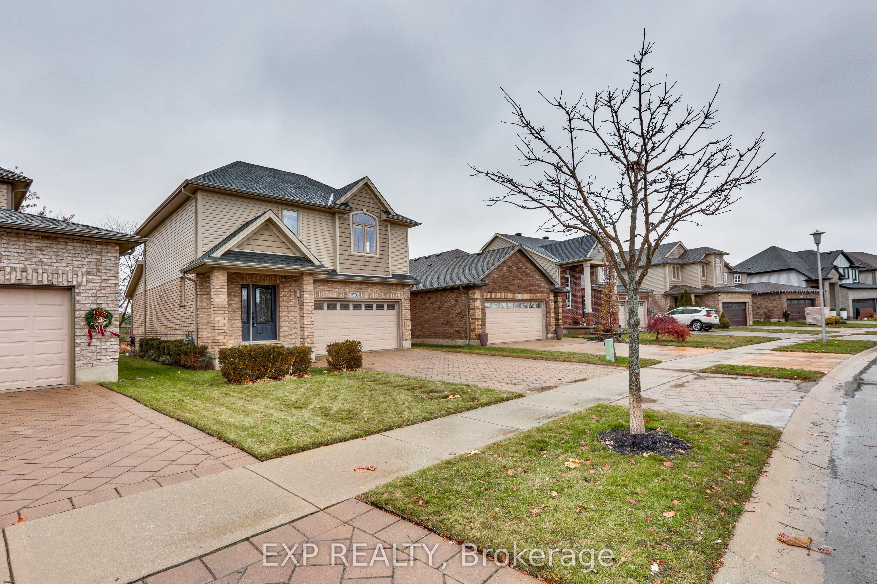 2701 Bateman Trail — photo 1