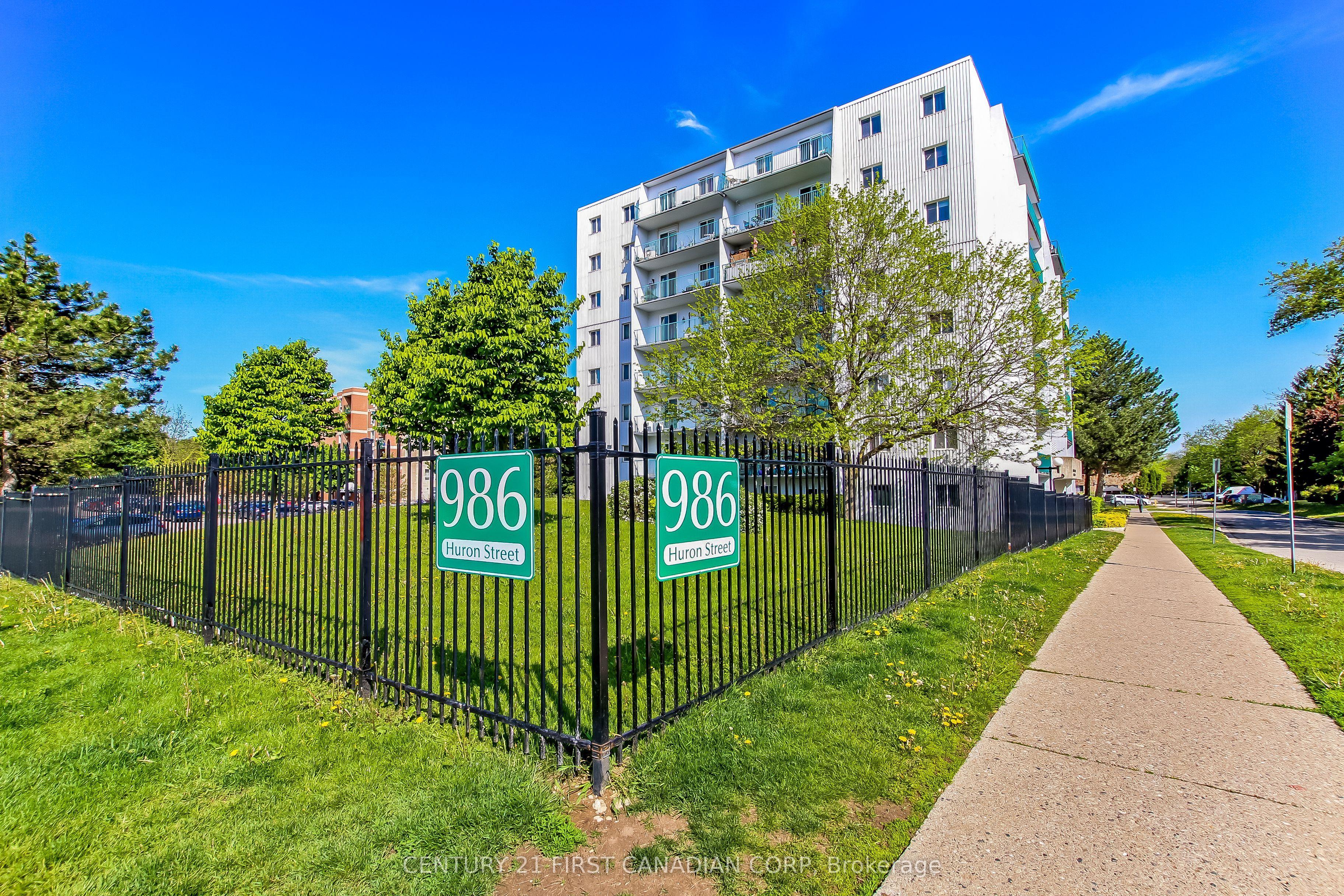 986 Huron Street, Unit 204 — photo 1