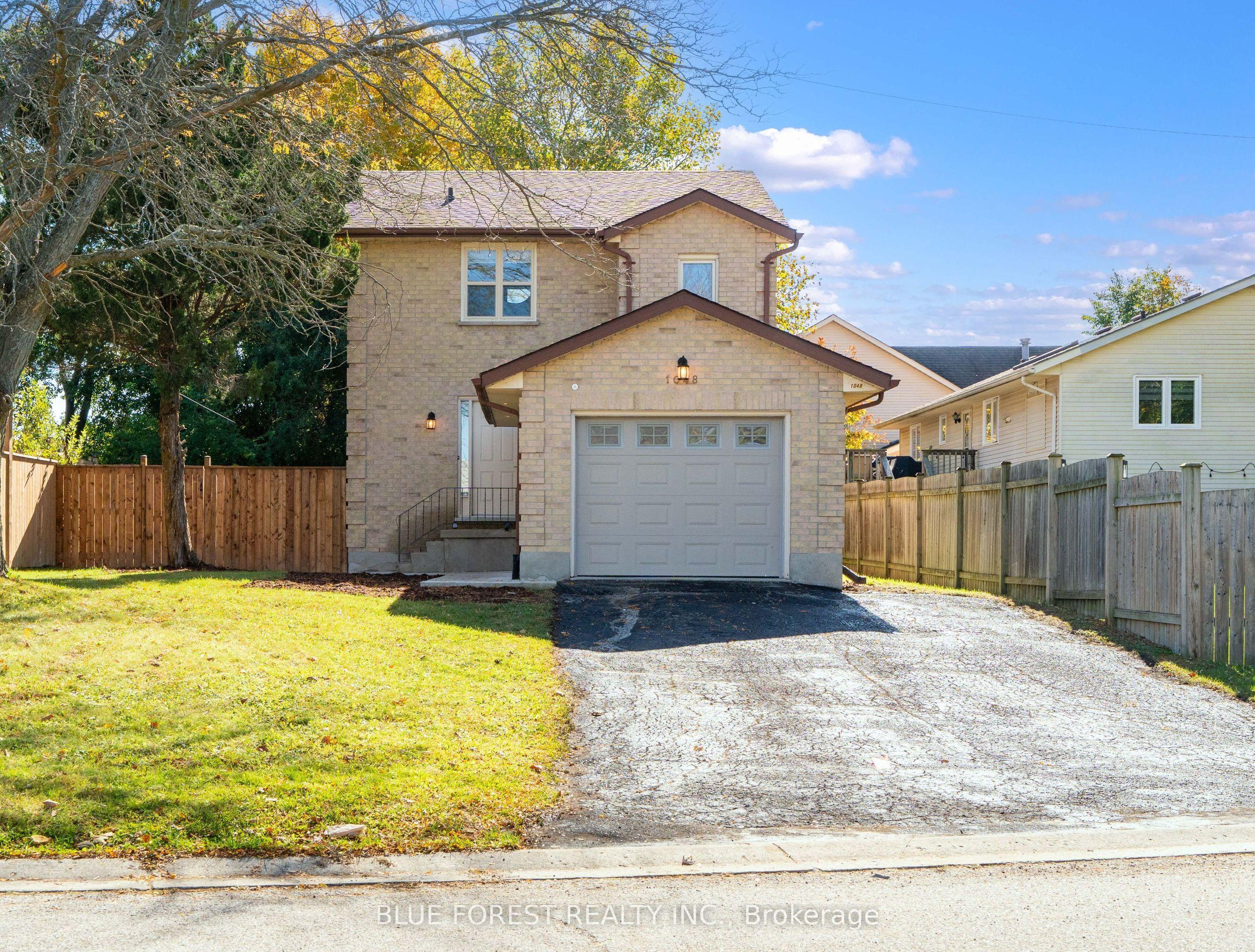 1048 Mahogany Road — photo 1