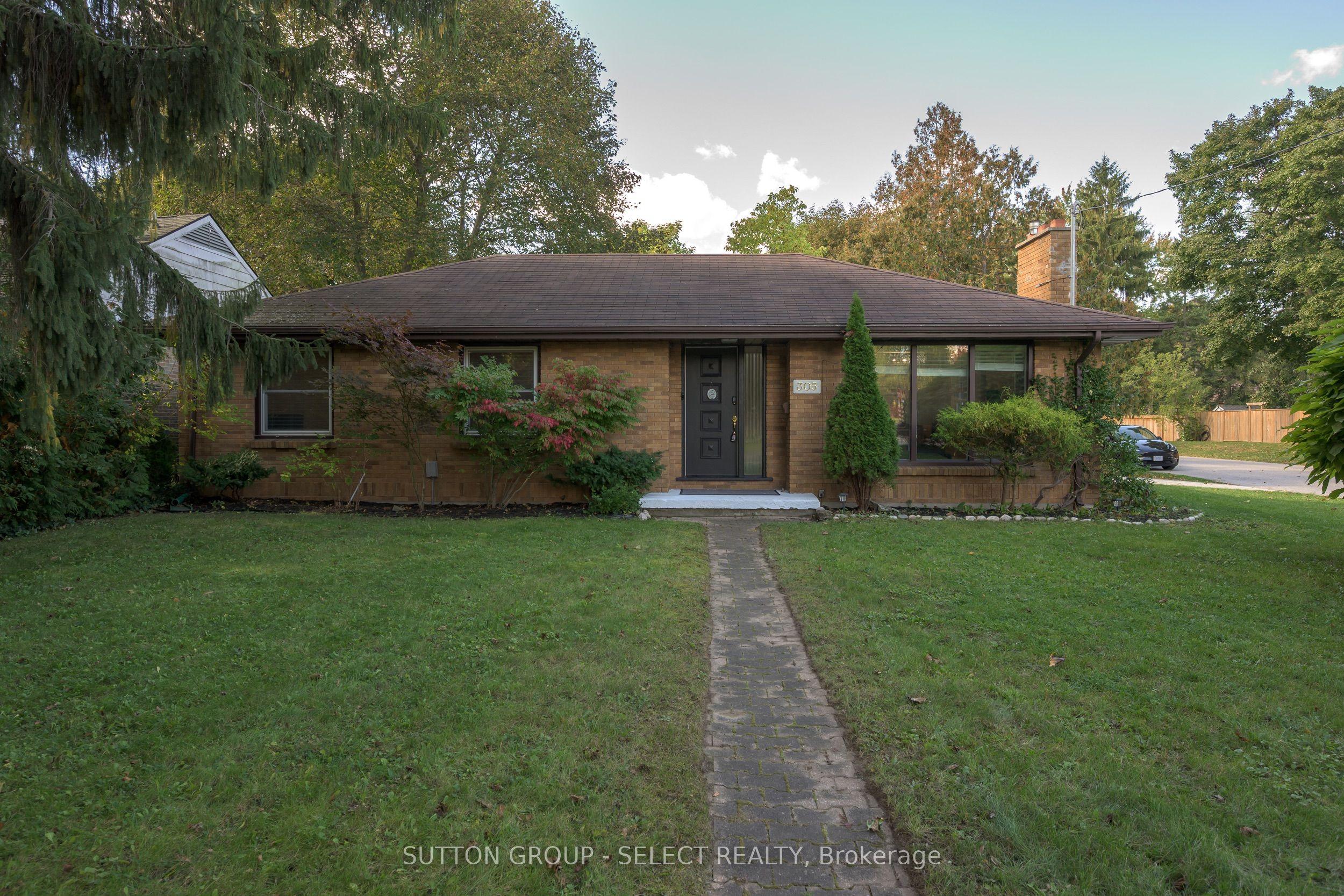 305 Stephen Street — photo 1
