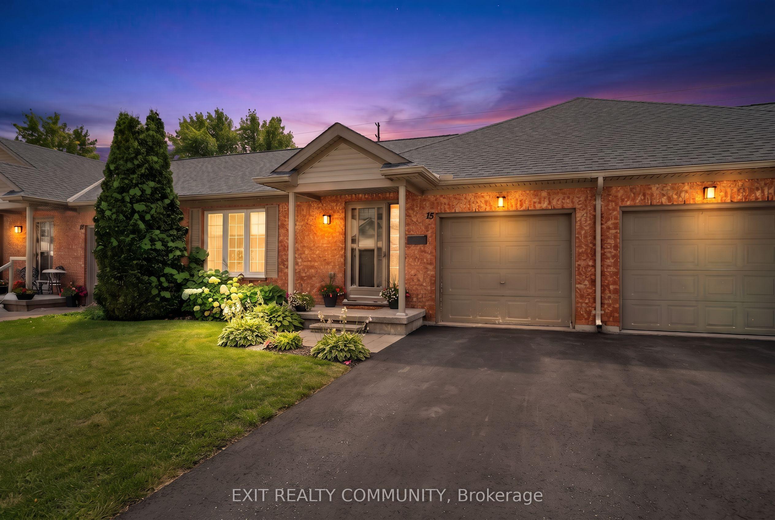 601 Grenfell Drive, Unit 15 — photo 1