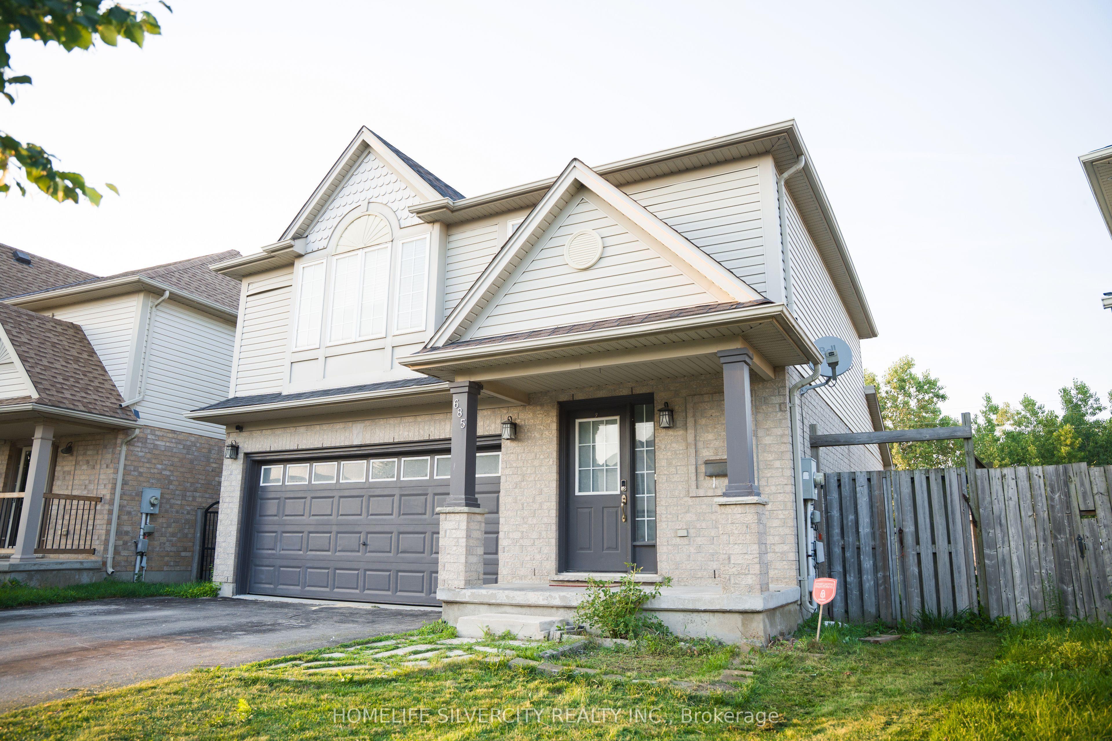 685 North Leaksdale Circle — photo 1