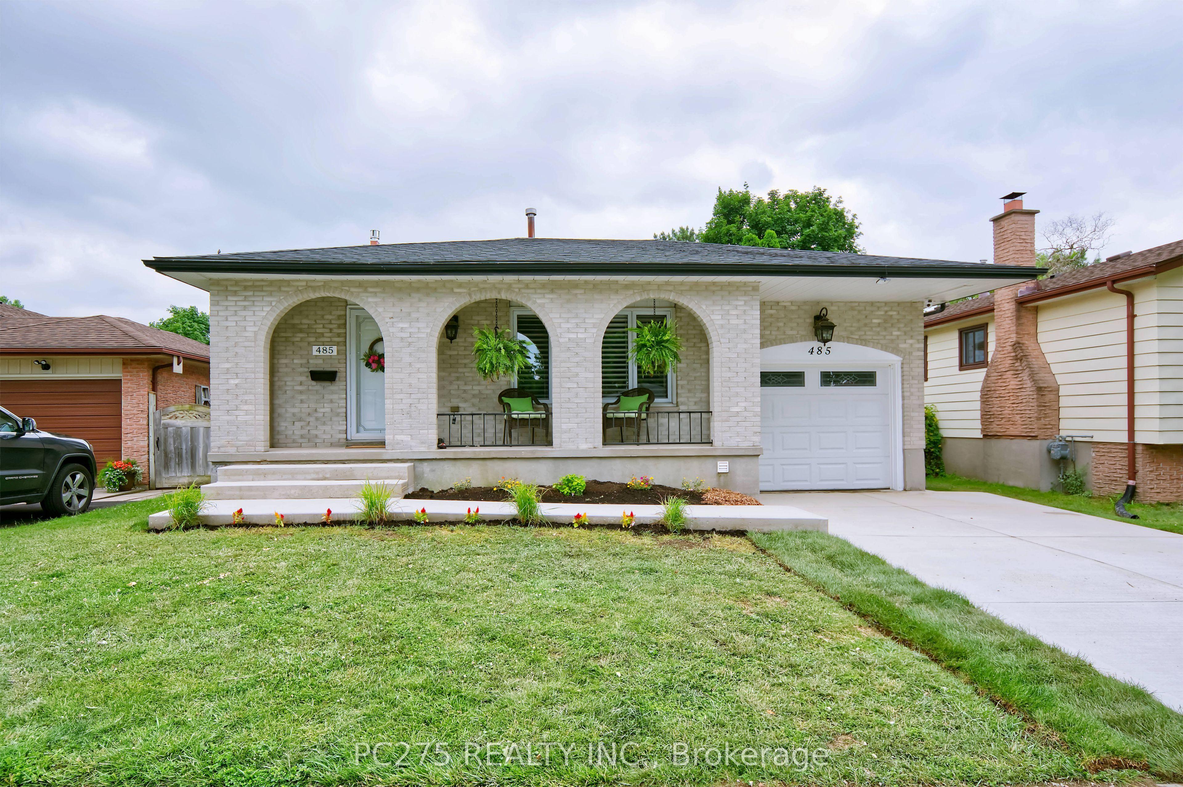 485 Ferndale Avenue — photo 1