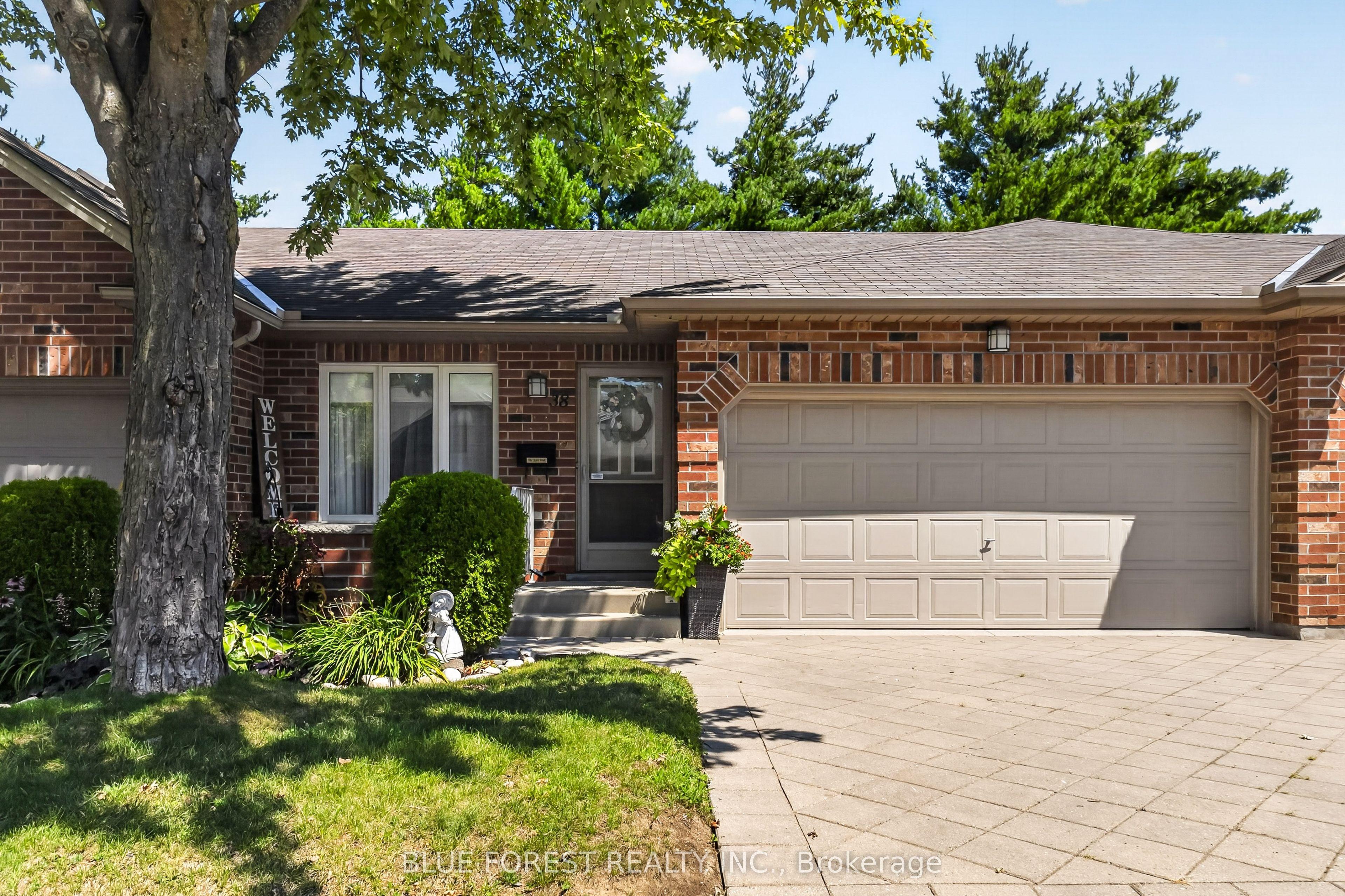 43 Capulet Walk, Unit 38 — photo 1
