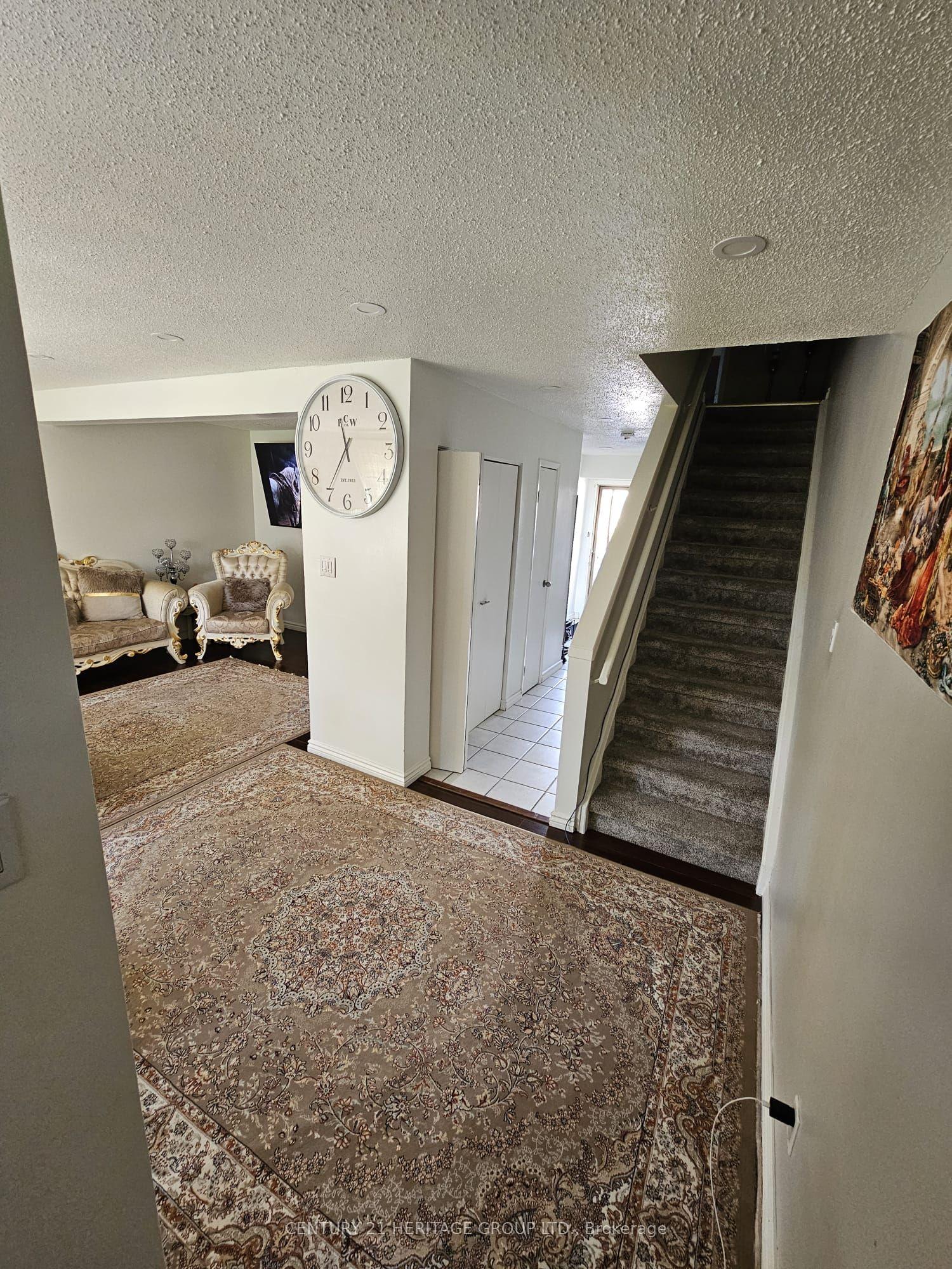 89 Highview Avenue E, Unit 24 — photo 1