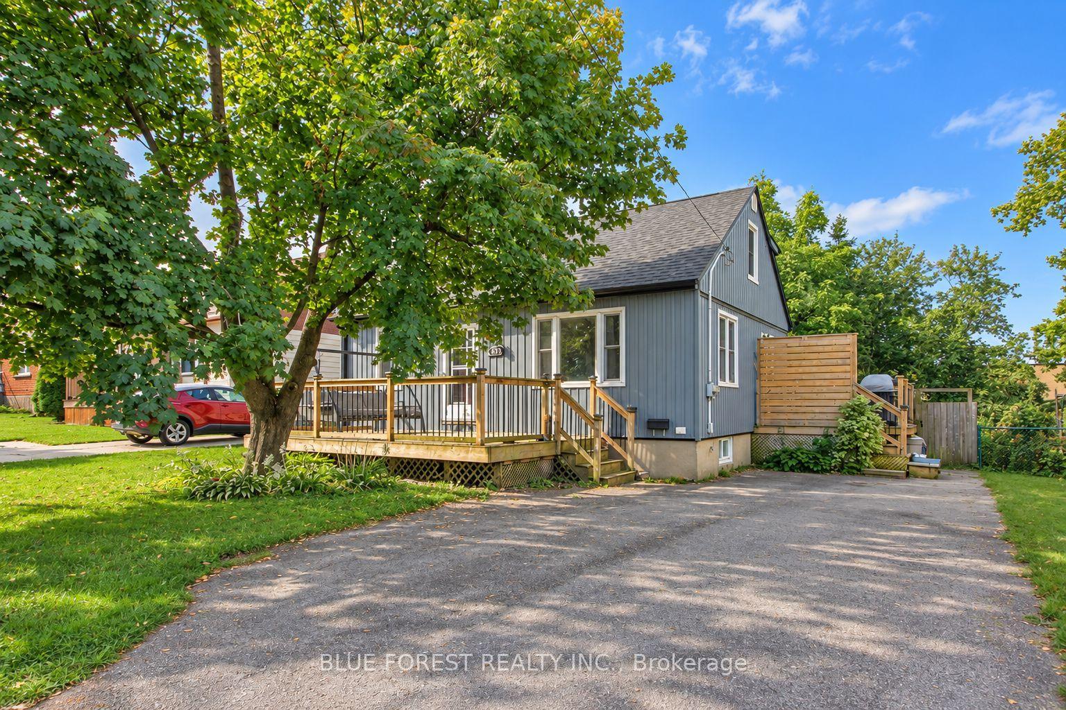 439 Beatrice Street — photo 1