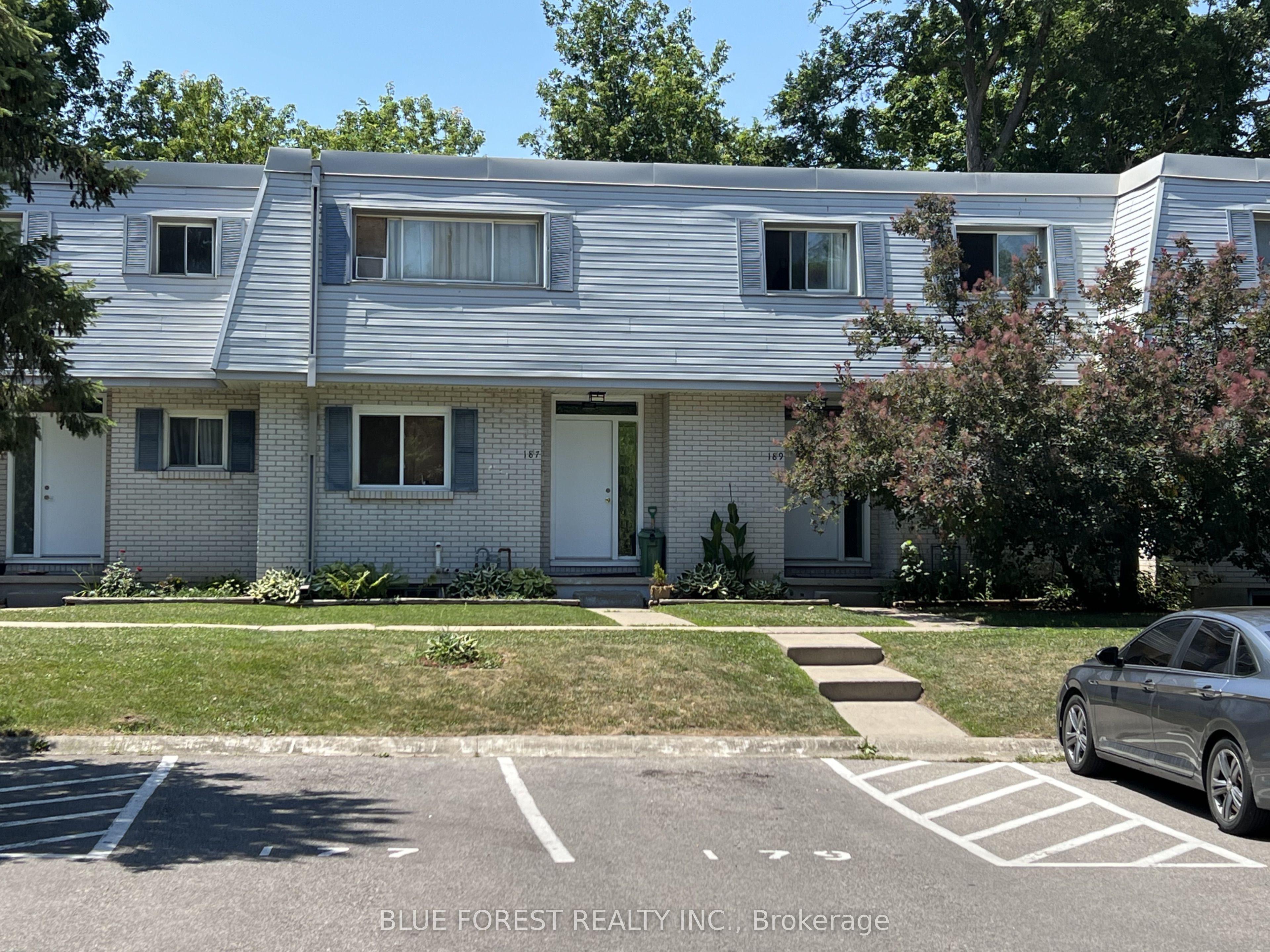 187 Boullee Street — photo 1