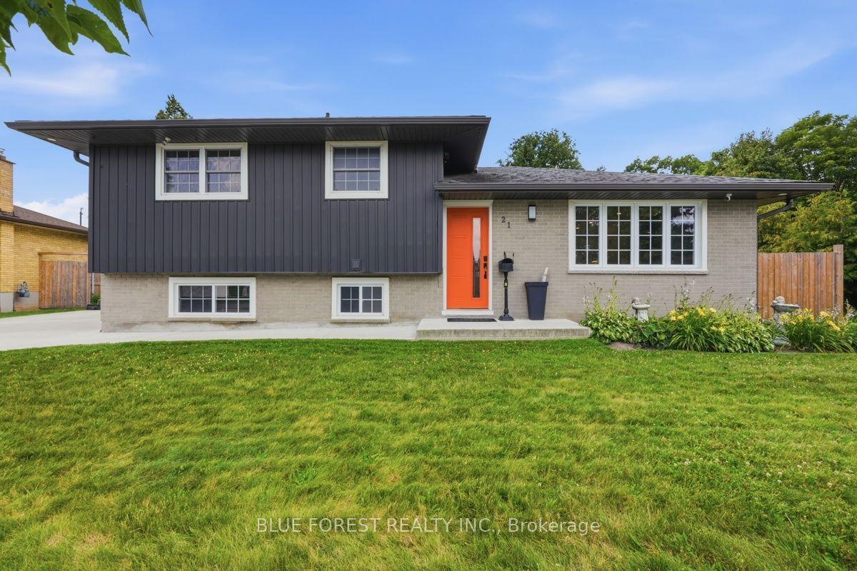 21 Agincourt Place — photo 1