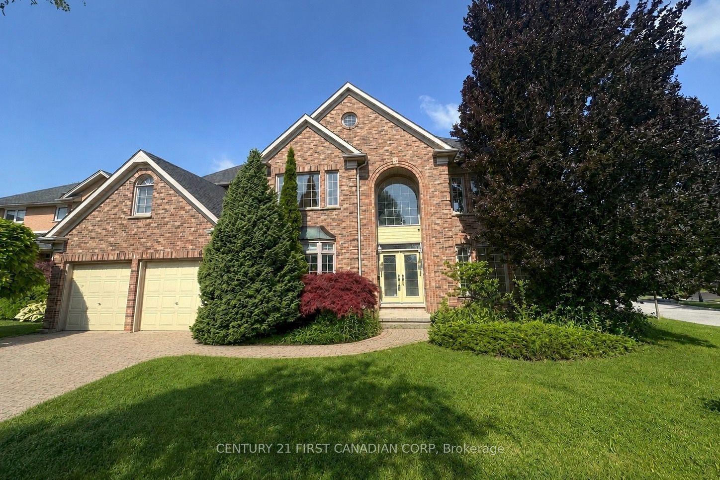 442 Ambleside Drive — photo 1